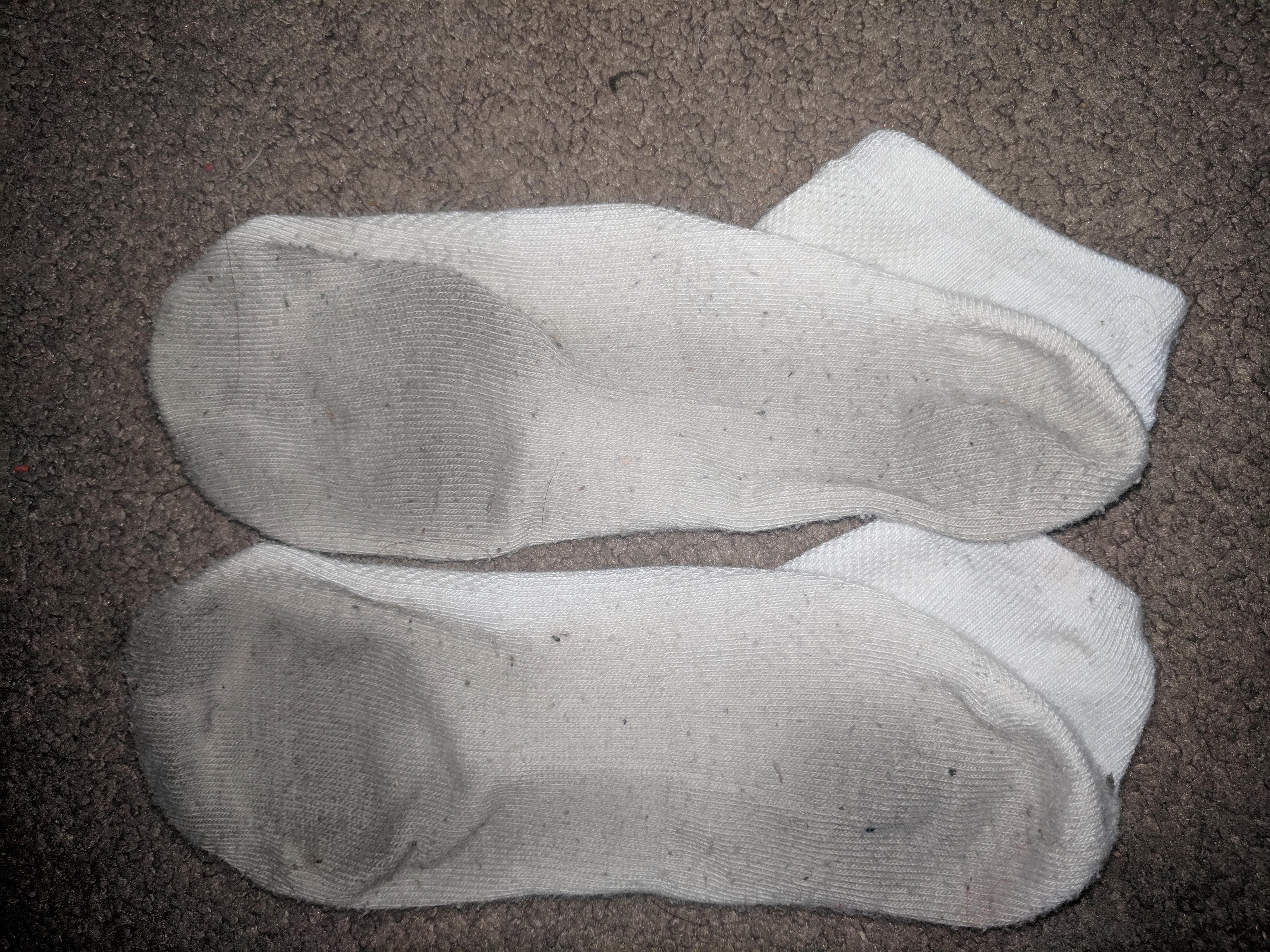 [Selling] 2 day worn used white abkle socks with sweat prints. These