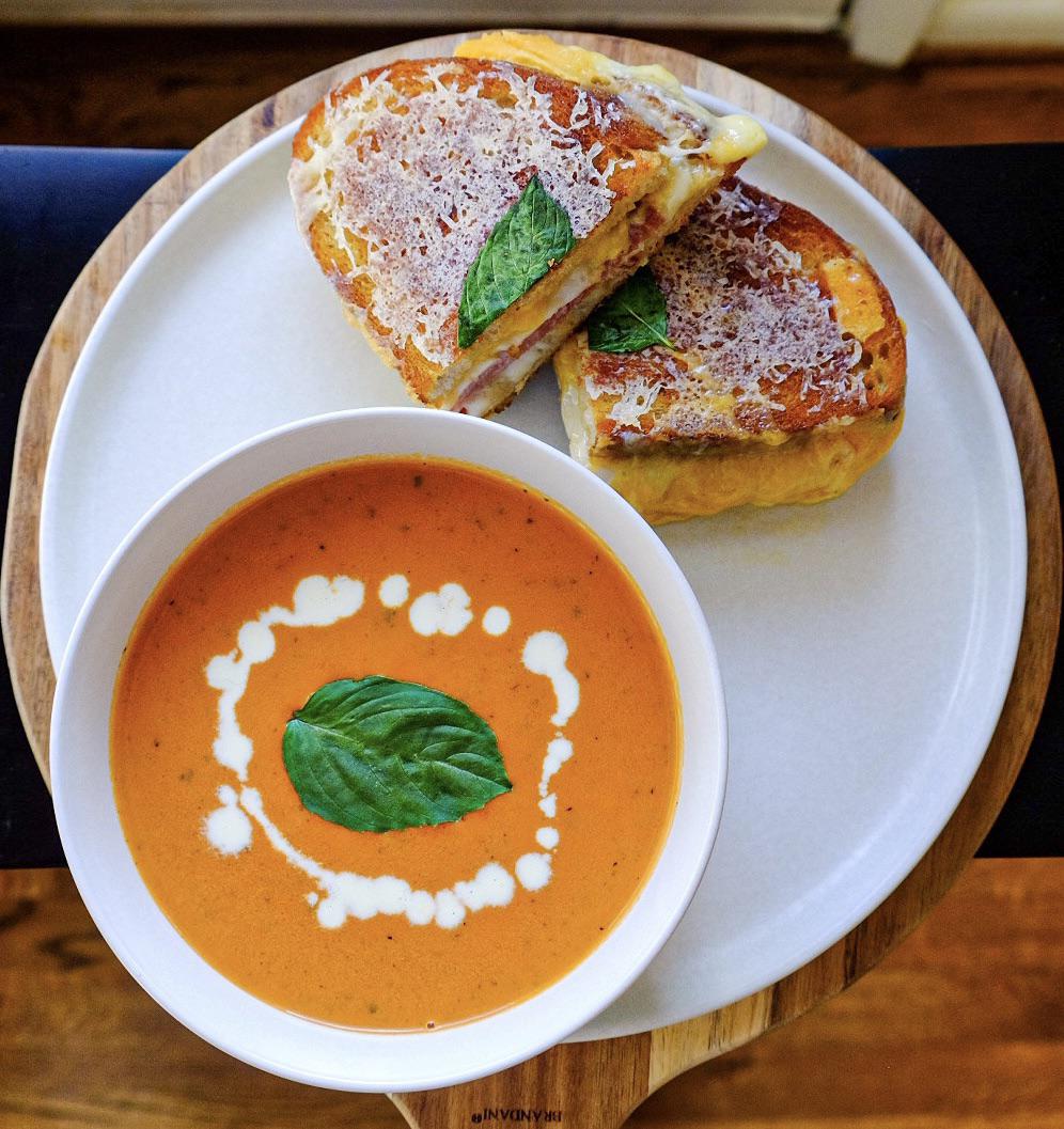 Homemade Tomato Bisque and Prosciutto Grilled Cheese r/FoodPorn