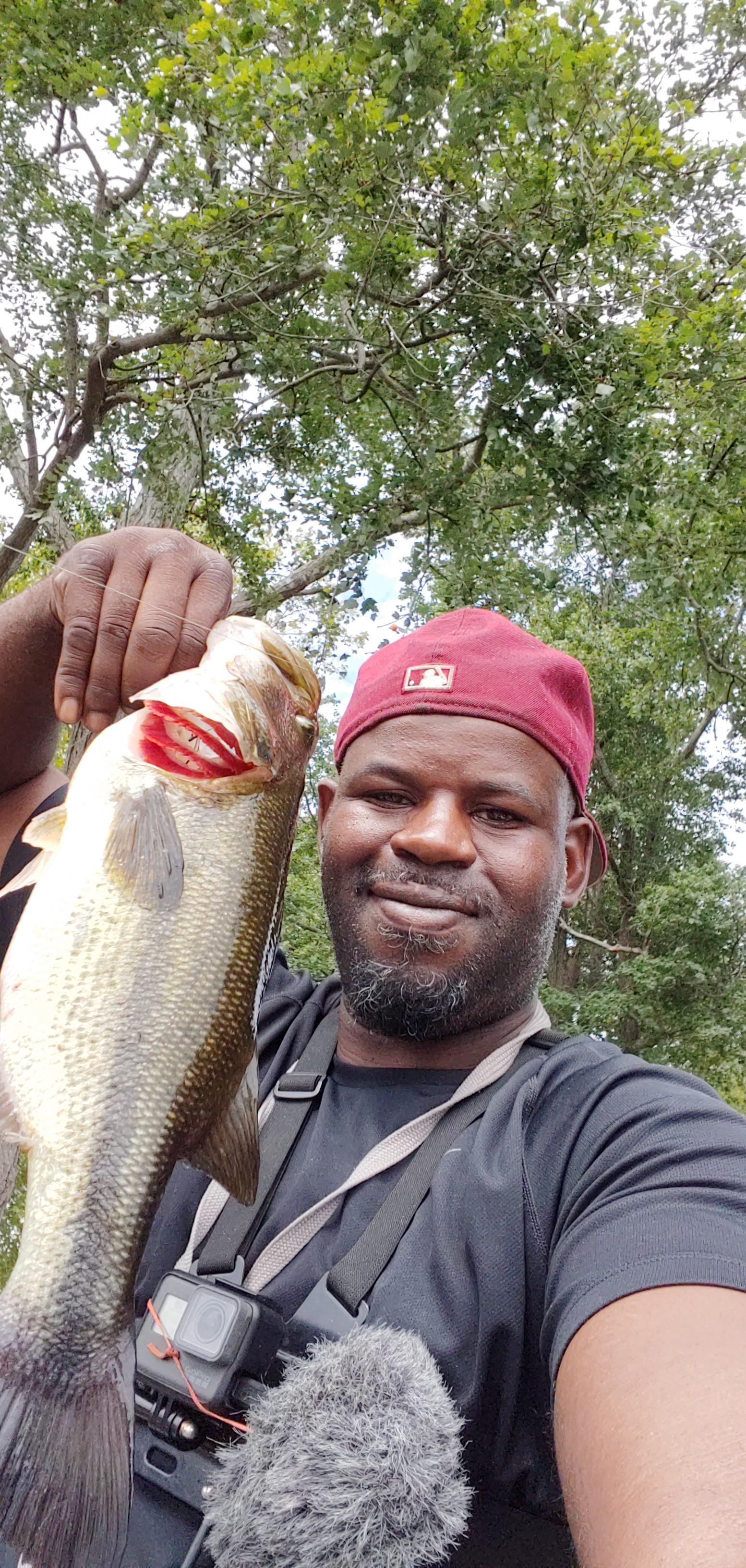 Bubble gum worm fish r/Fishing