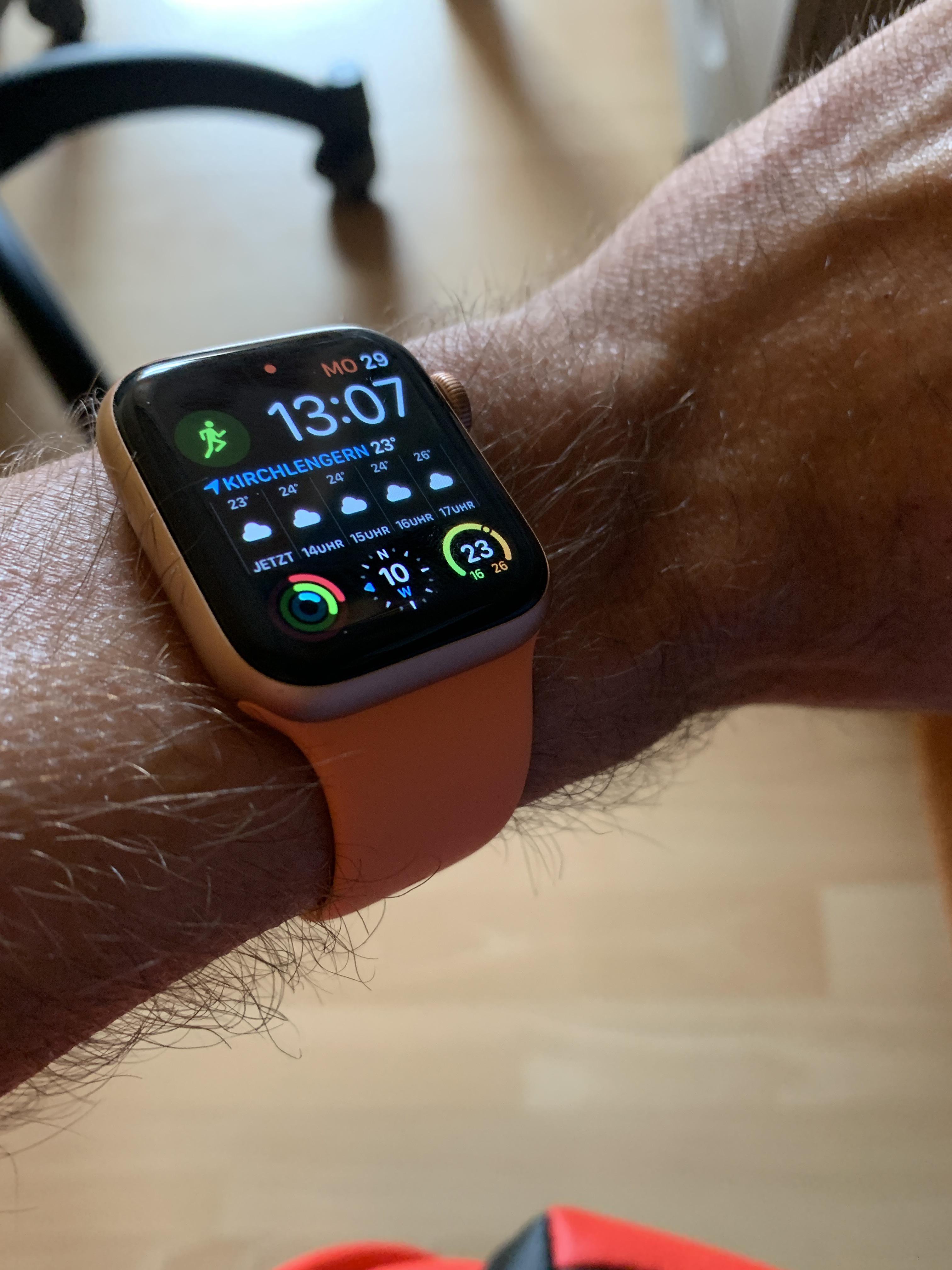 My new Apple Watch Series 4 with Papaya Sport Band r/AppleWatch