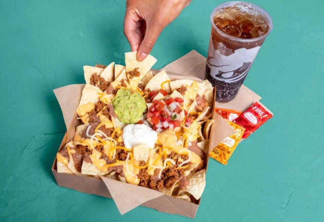 Taco Bell unleashes 5 Grande Nachos Box! r/tacobell