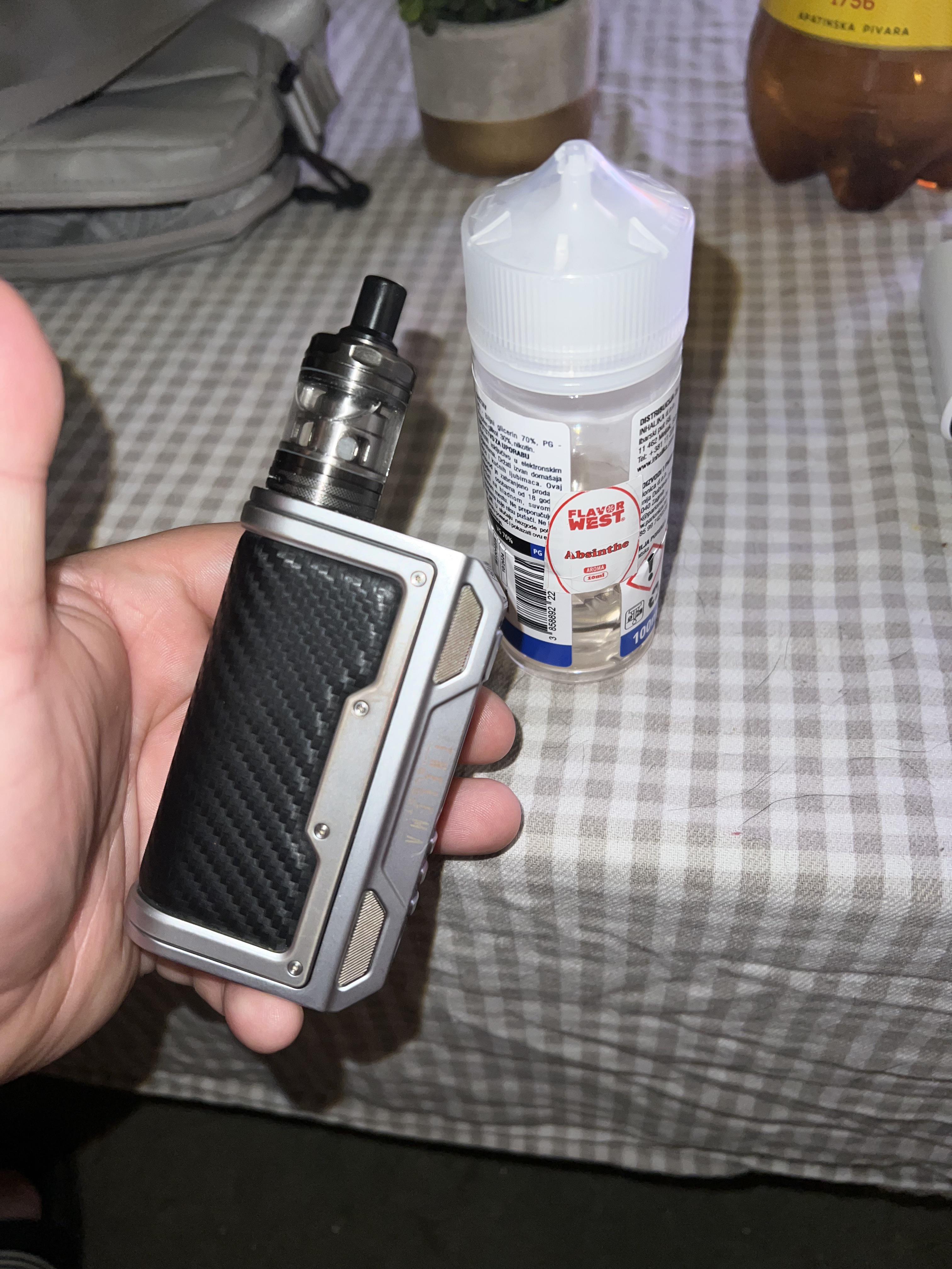 Vapefly Nicolas II is the best MTL tank I’ve ever used. It puts some DL