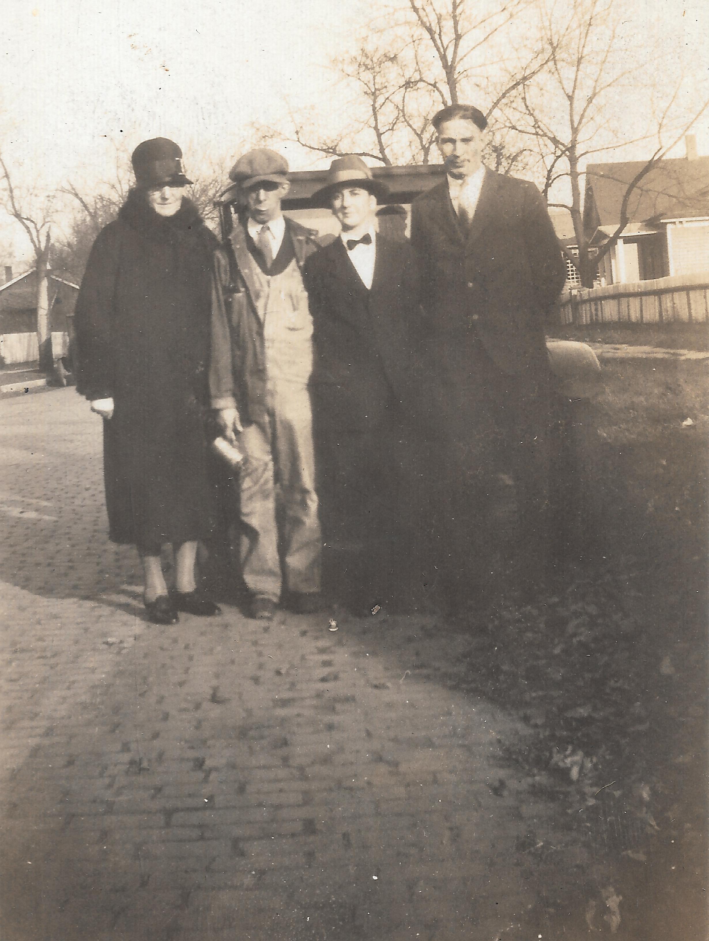 Ma Barker & sons? r/pics