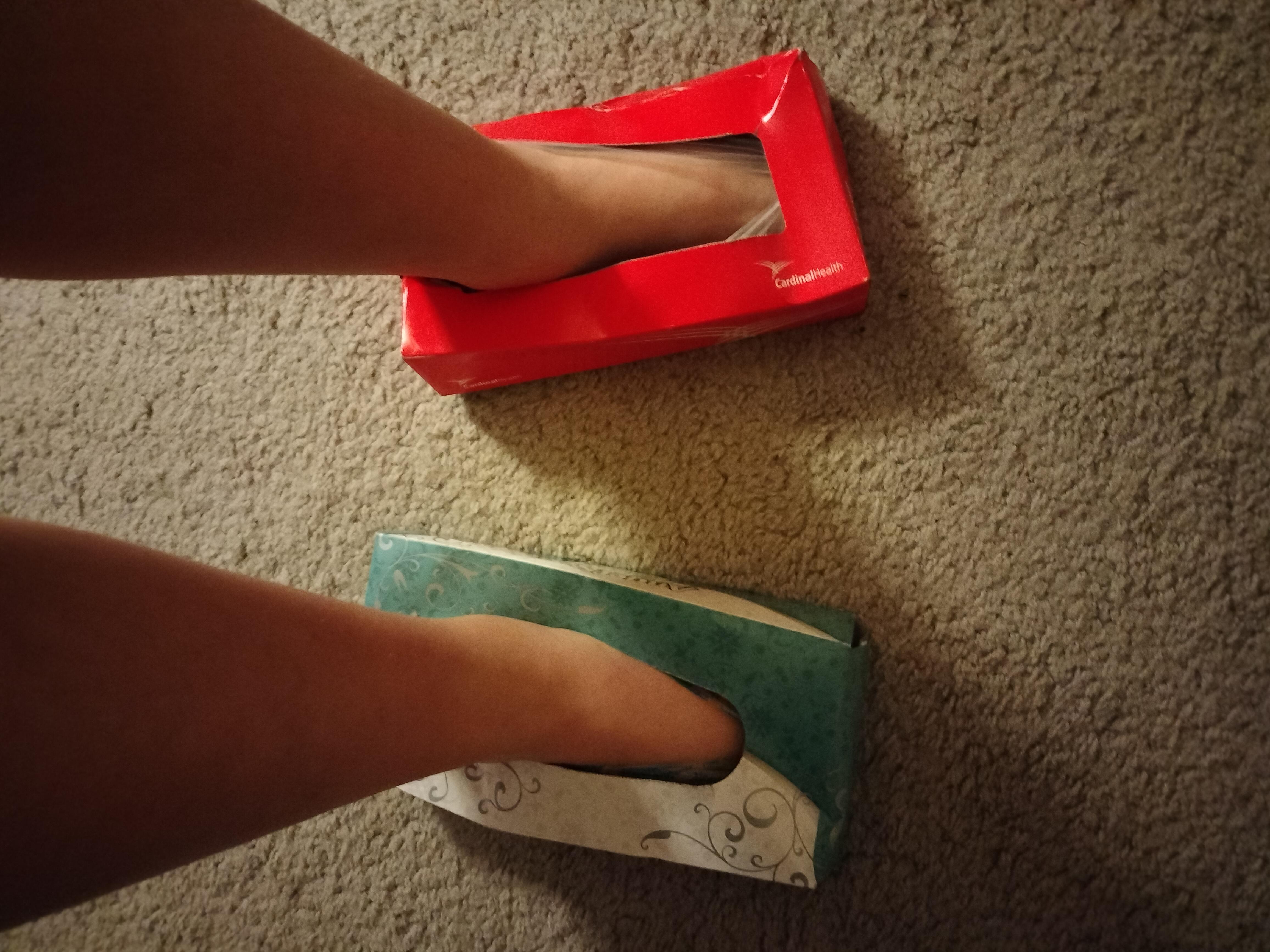 Tissue Box Shoes 10 comfort, 25 speed, +5 cleanliness