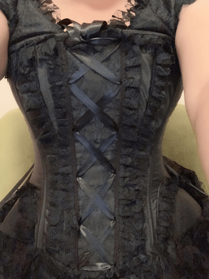 Got my first corset (a corset dress) for a Halloween costume and I'm