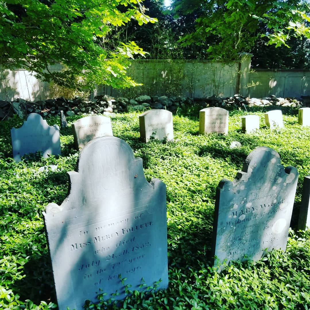 Newcastle NH Cemetery r/CemeteryPorn