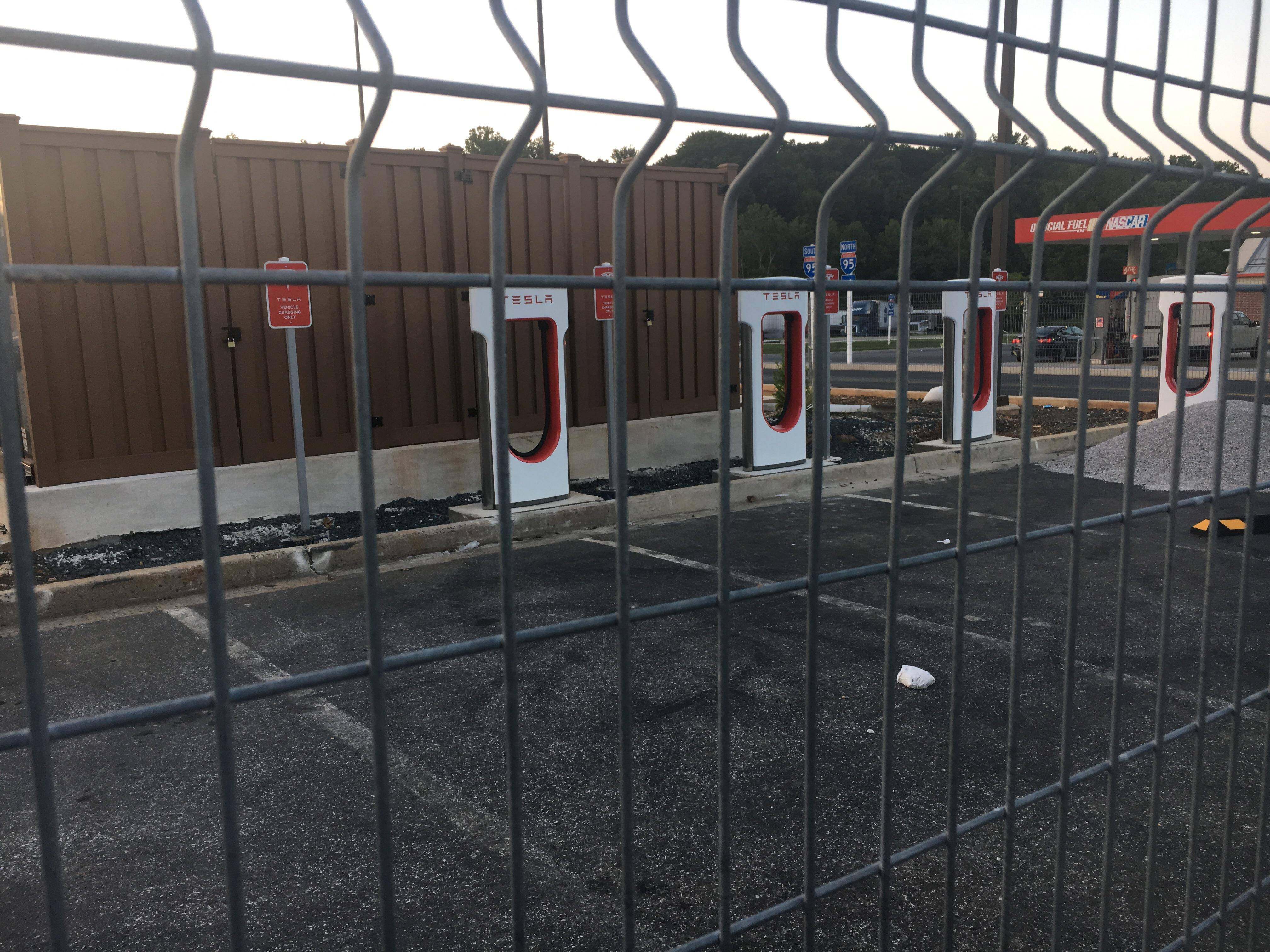 Tesla Superchargers Coming to Maryland House Travel Plaza r/teslamotors