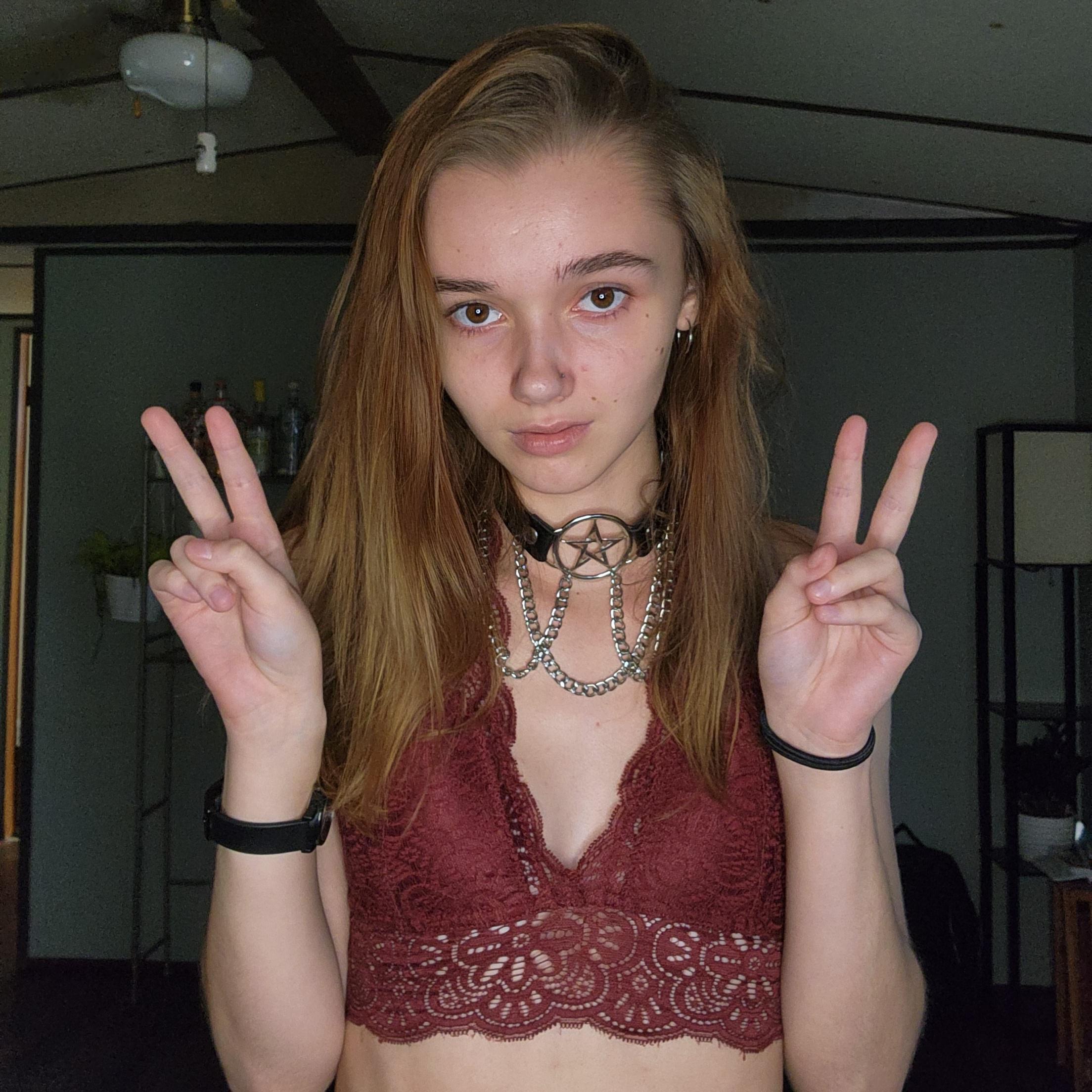 should I dye my hair purple r/Faces