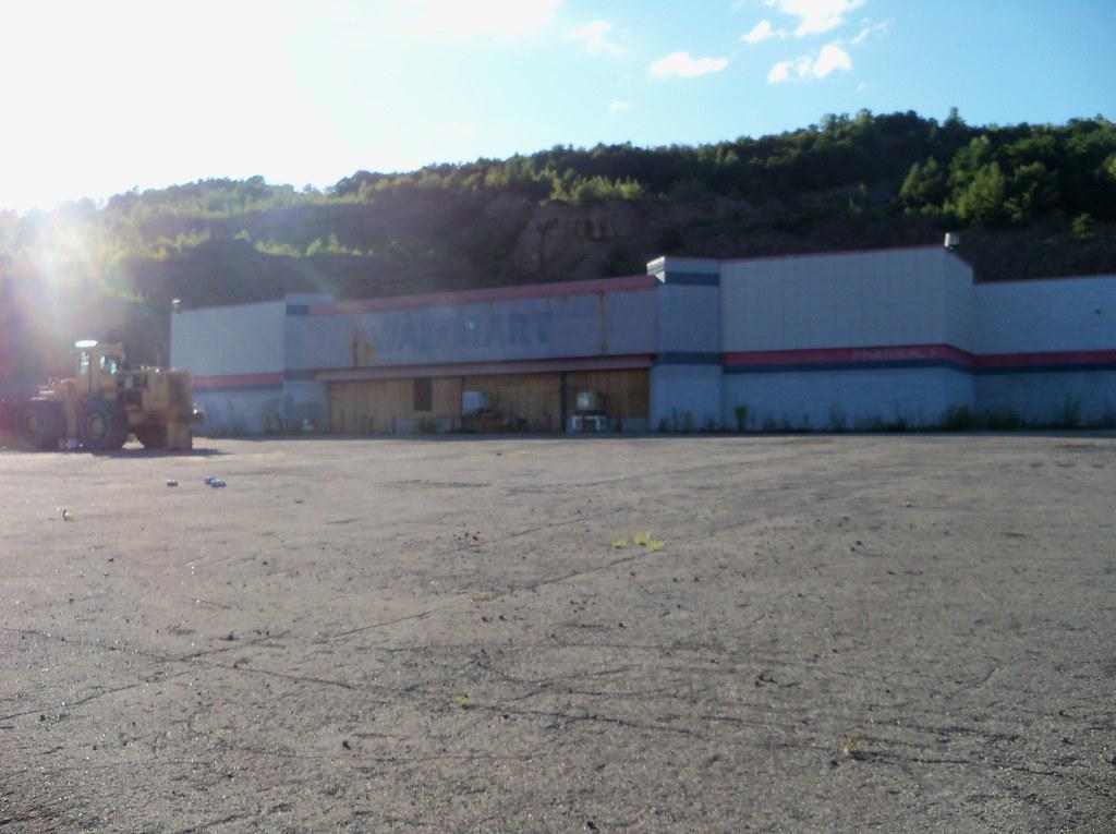 Former Walmart in Dickson City, Pennsylvania (Demolished as of 2016