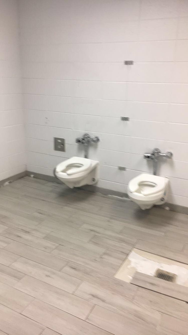 No stalls in school bathroom r/mildlyinteresting