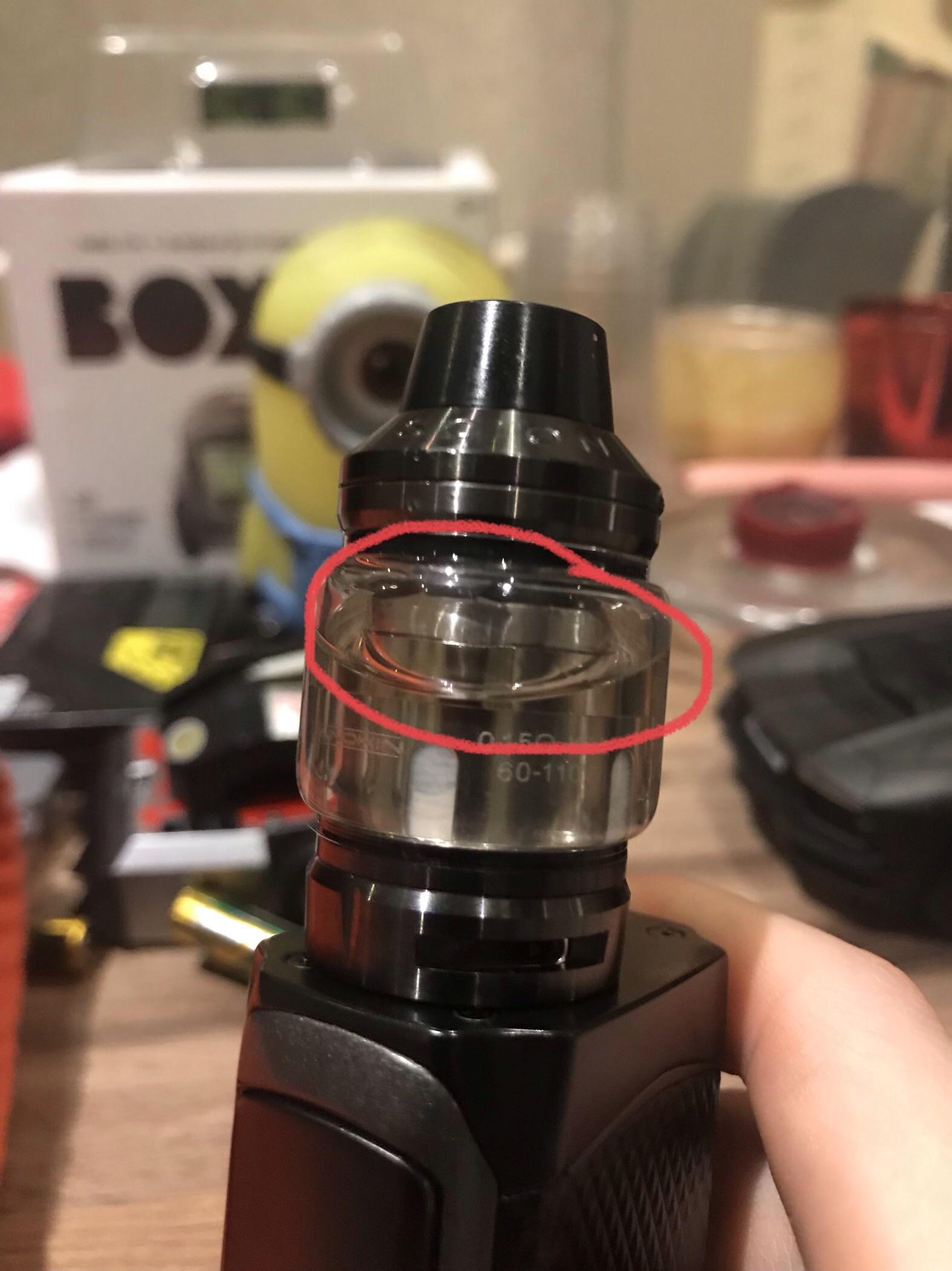 Please help, so I got this yesterday, and there seems to be a metal