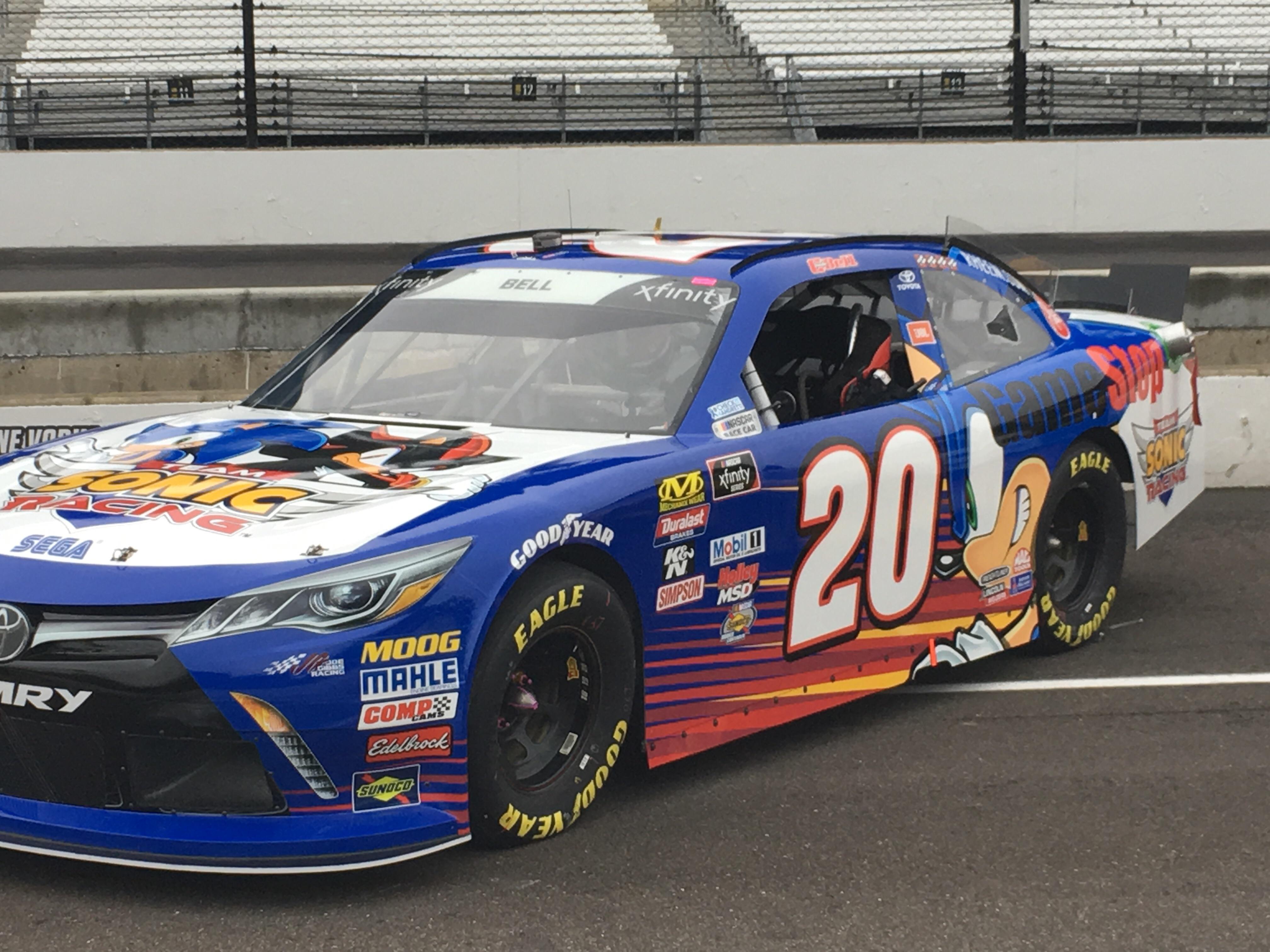 About the coolest paint job today r/NASCAR