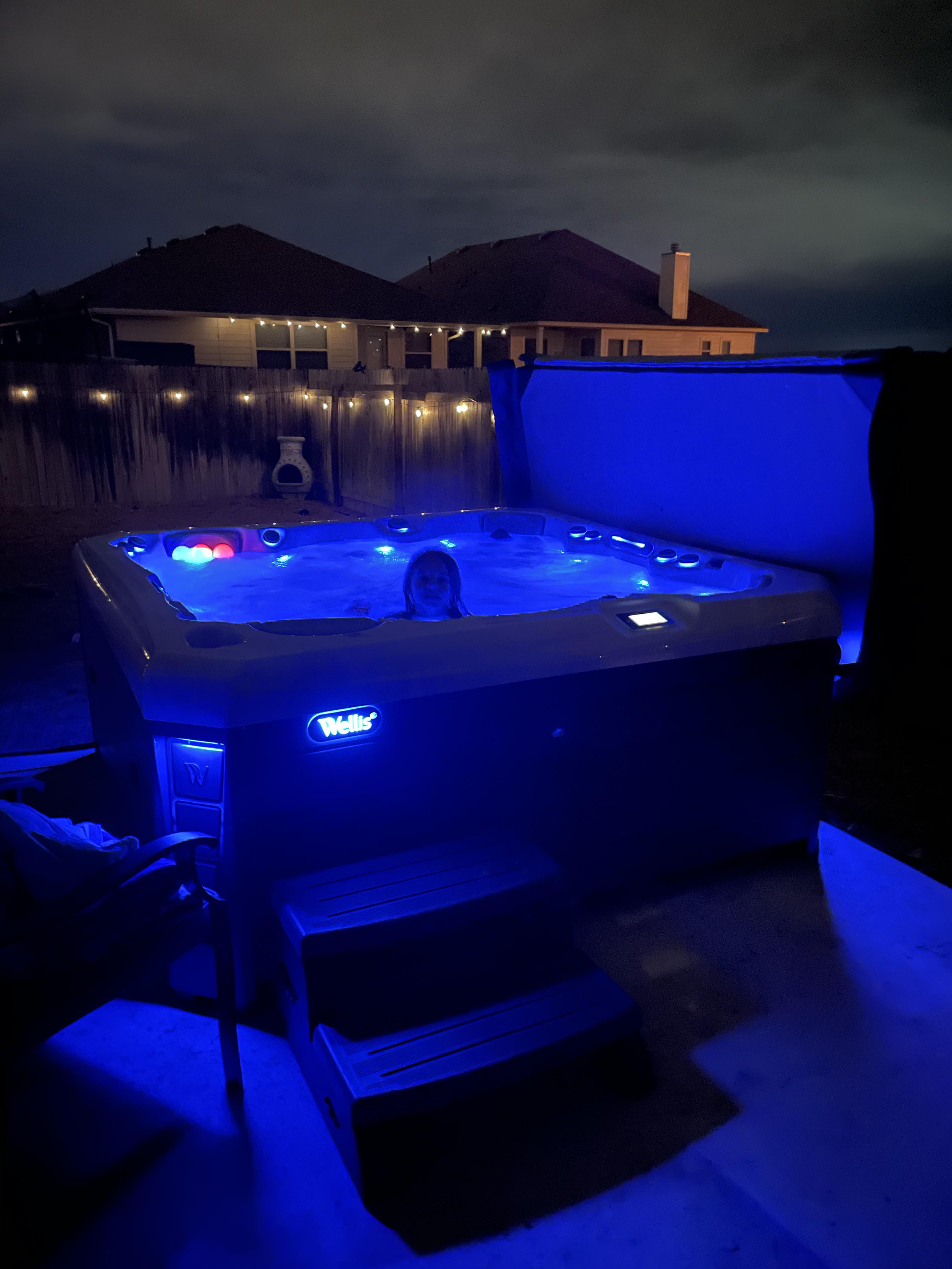 Just got this Wellis London hot tub! Amazing so far : r/hottub