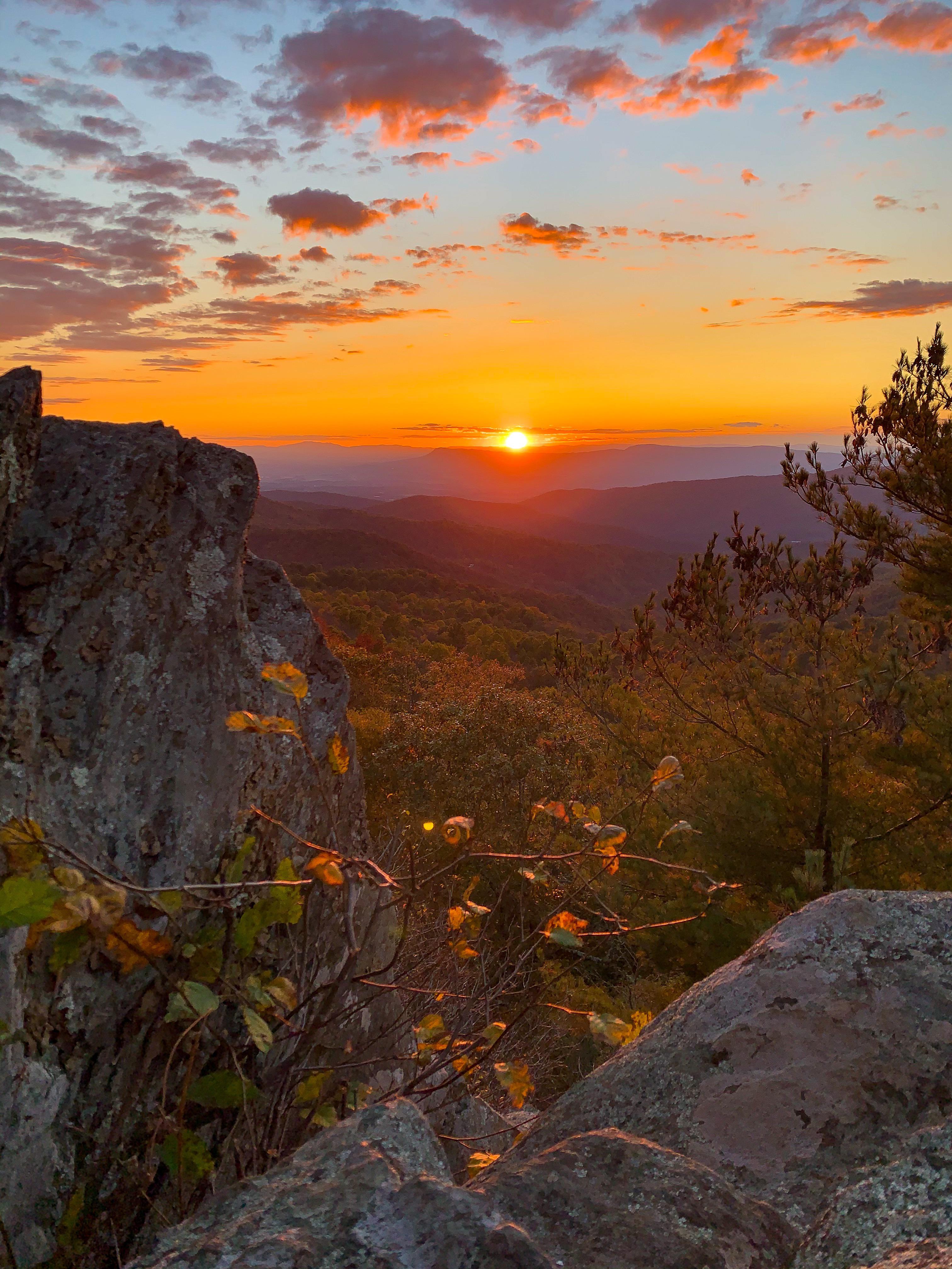 Sunset in the Blue Ridge Mountains, Shenandoah National Park, VA. [OC