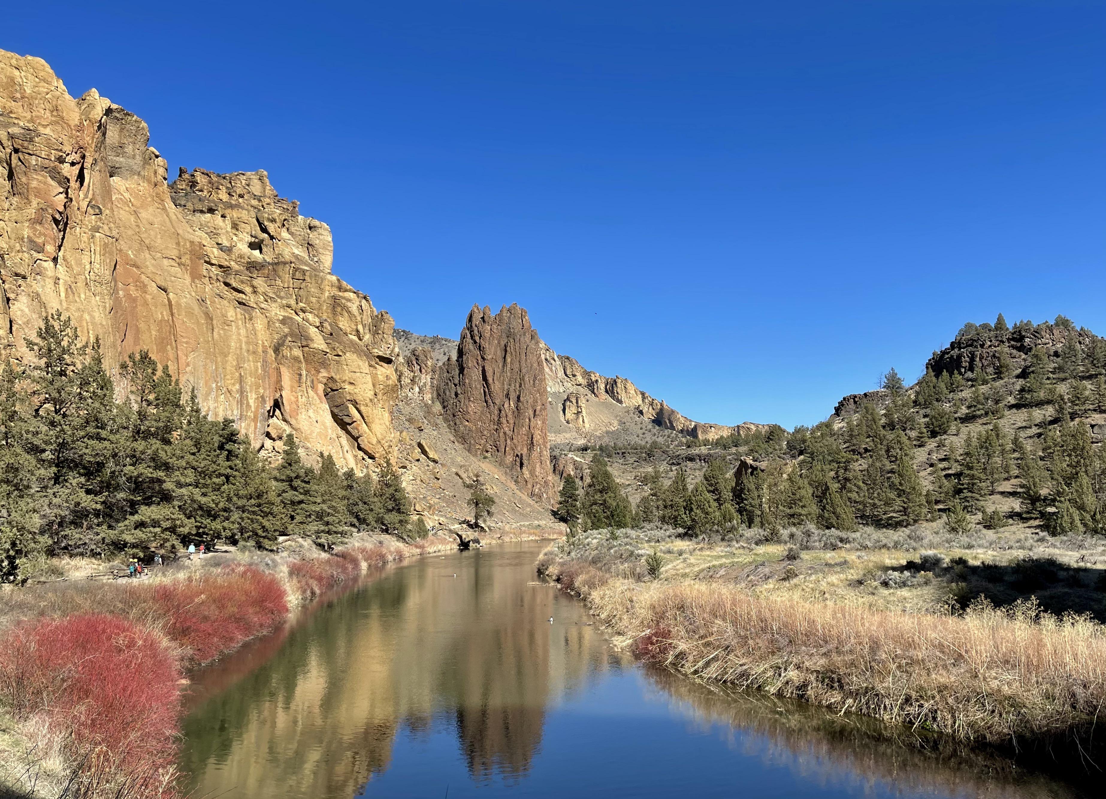 Crooked River, Smith Rock State Park, Oregon [OC] r/ruralporn