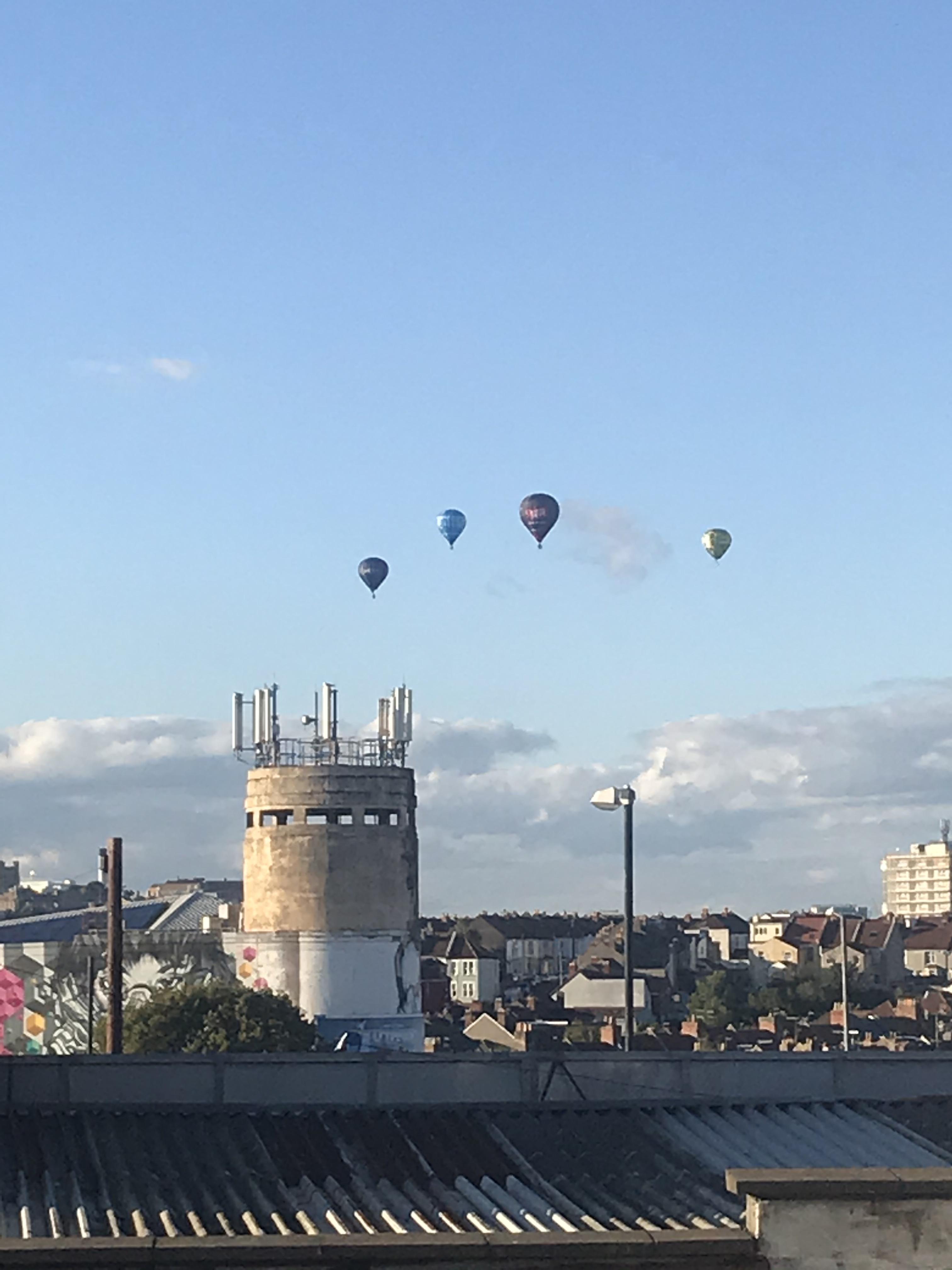 Finally some balloons over bristol!! r/bristol