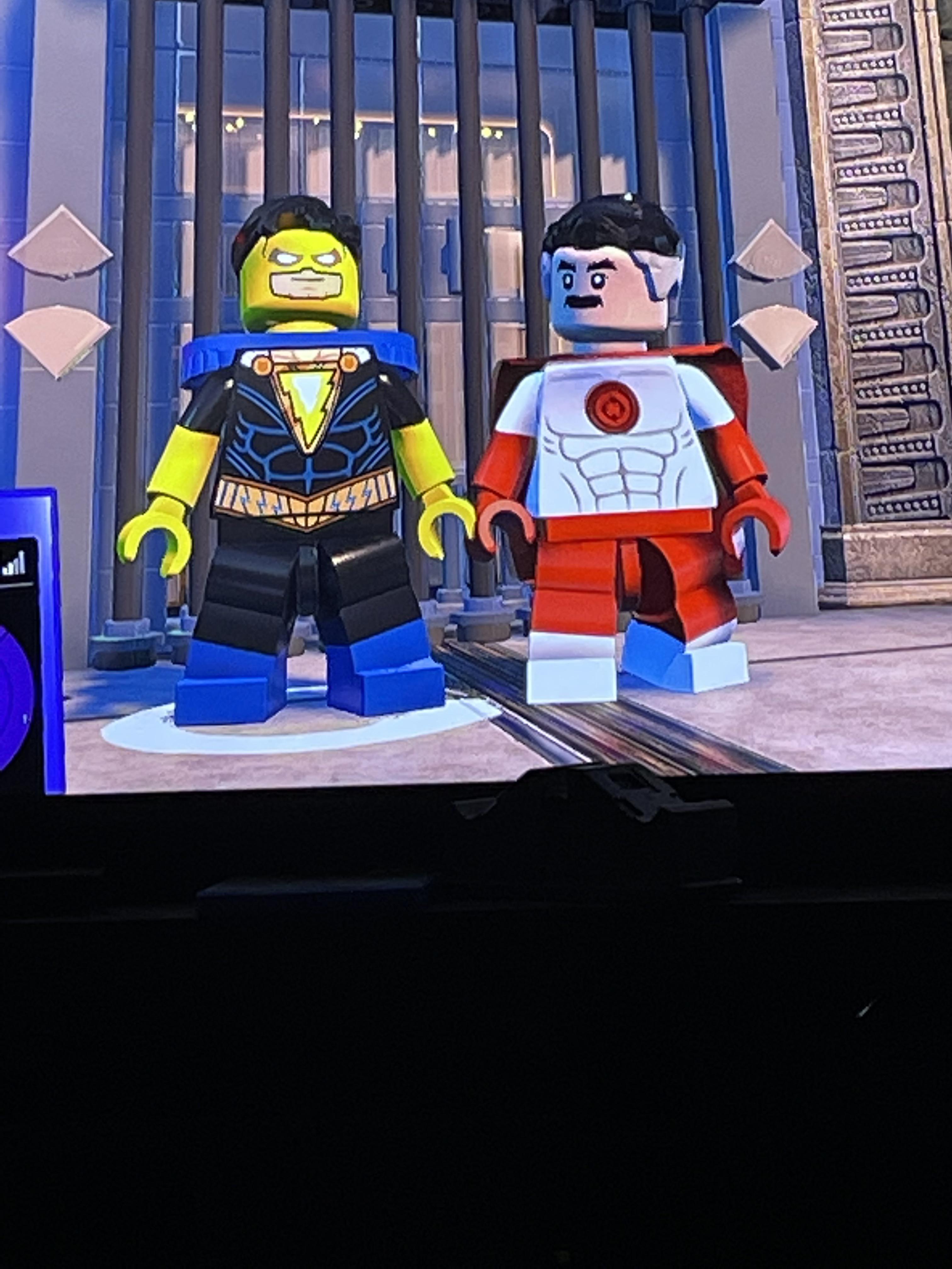Made these Invincible characters In lego dc super villains r/lego