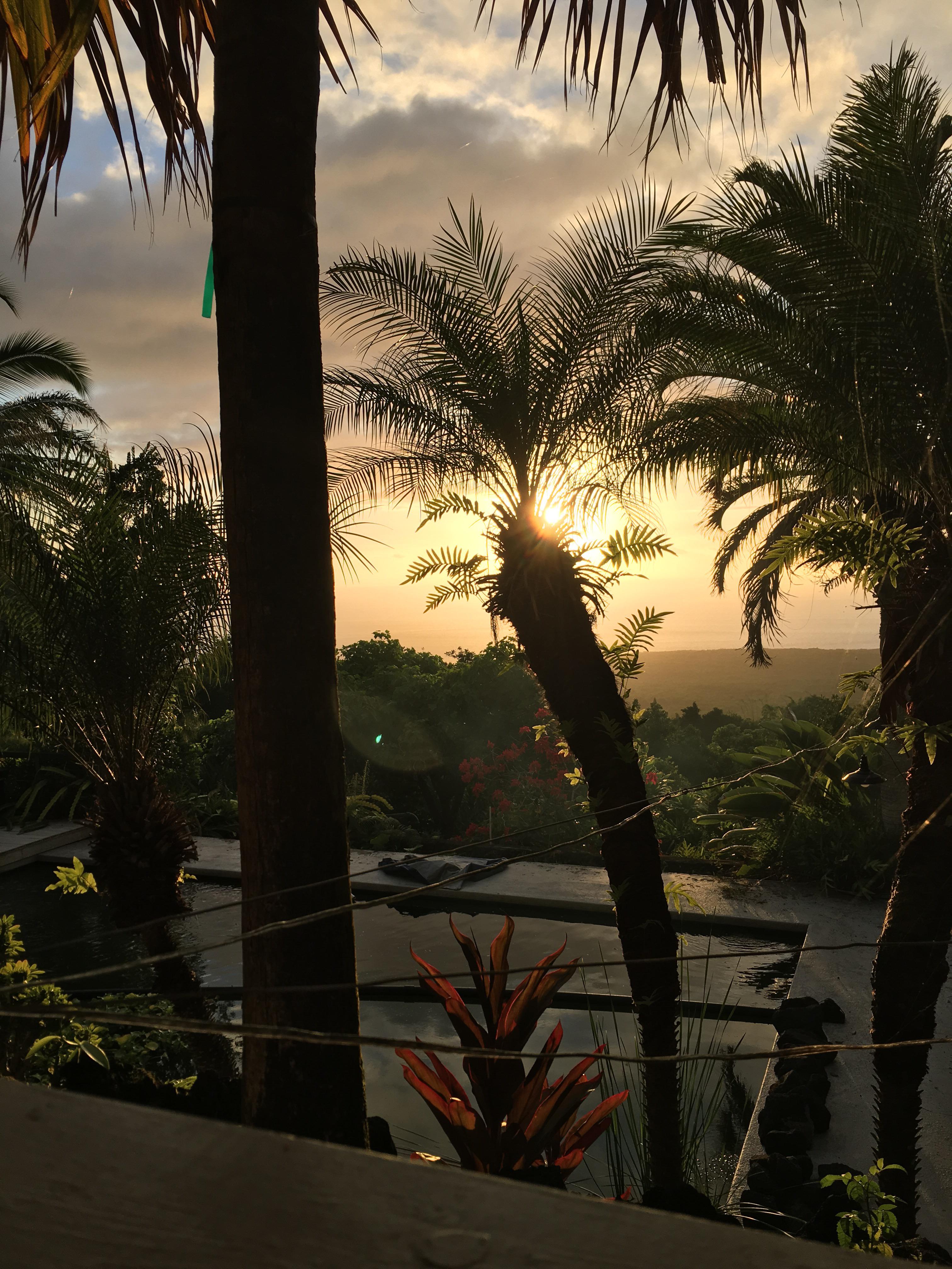 Sunset approaching, Big Island Christmas Eve r/pics