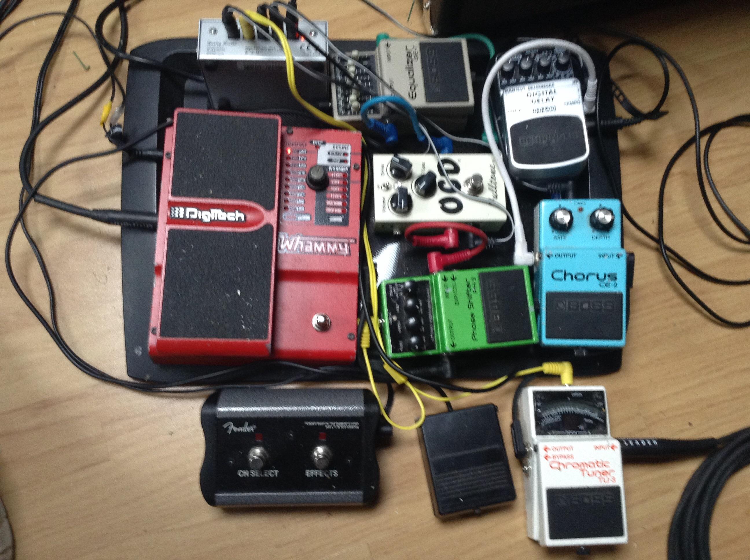 My extremely makeshift and budgetish pedal setup r/guitarpedals