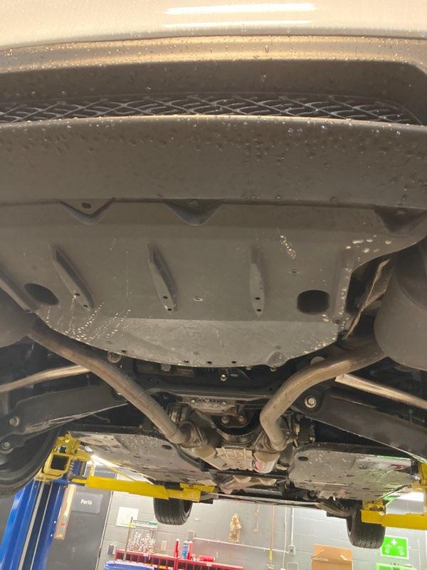 2005 Honda Odyssey please check your disc mechanics