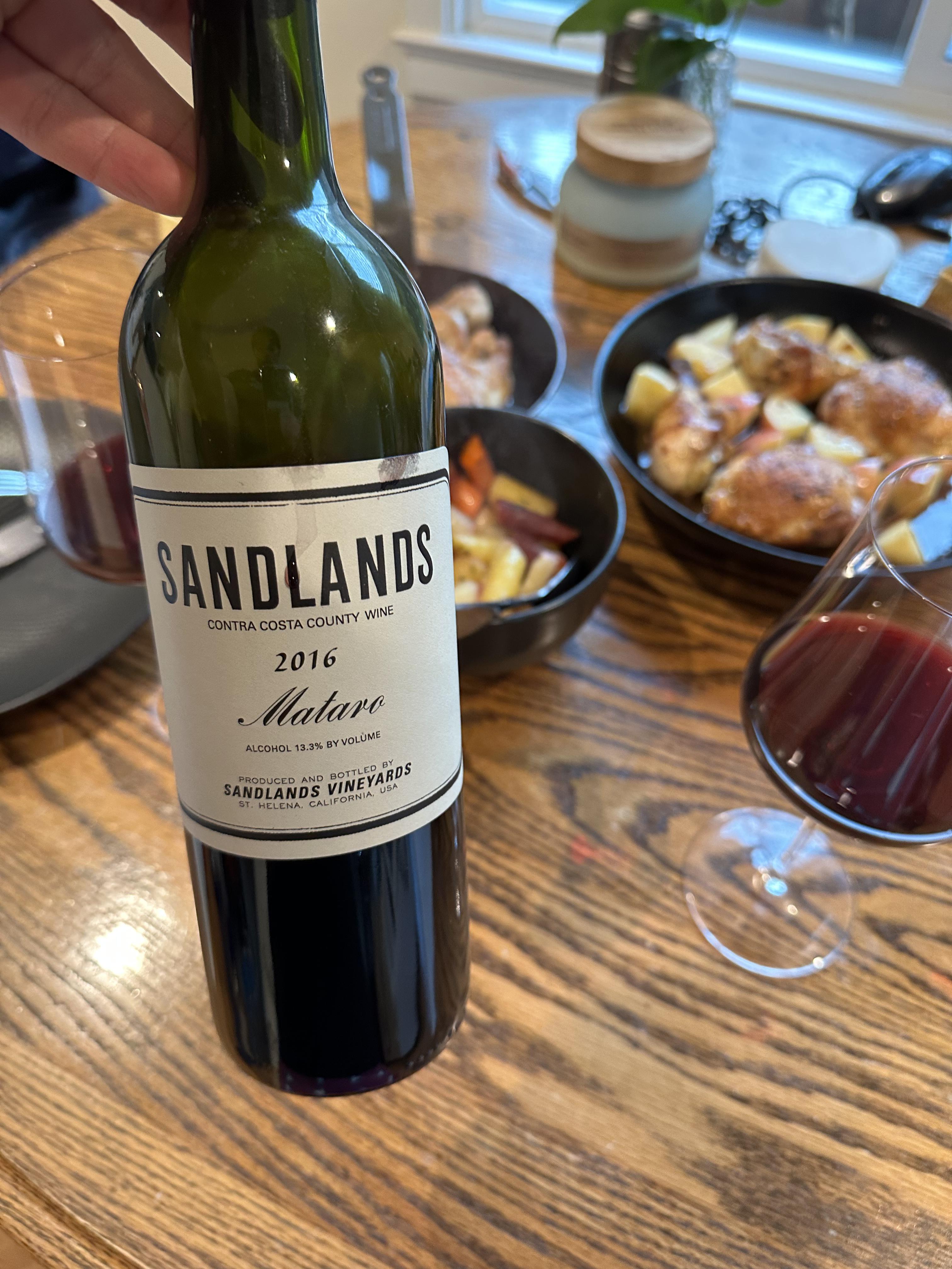 Sandlands Motaro 2018 r/wine