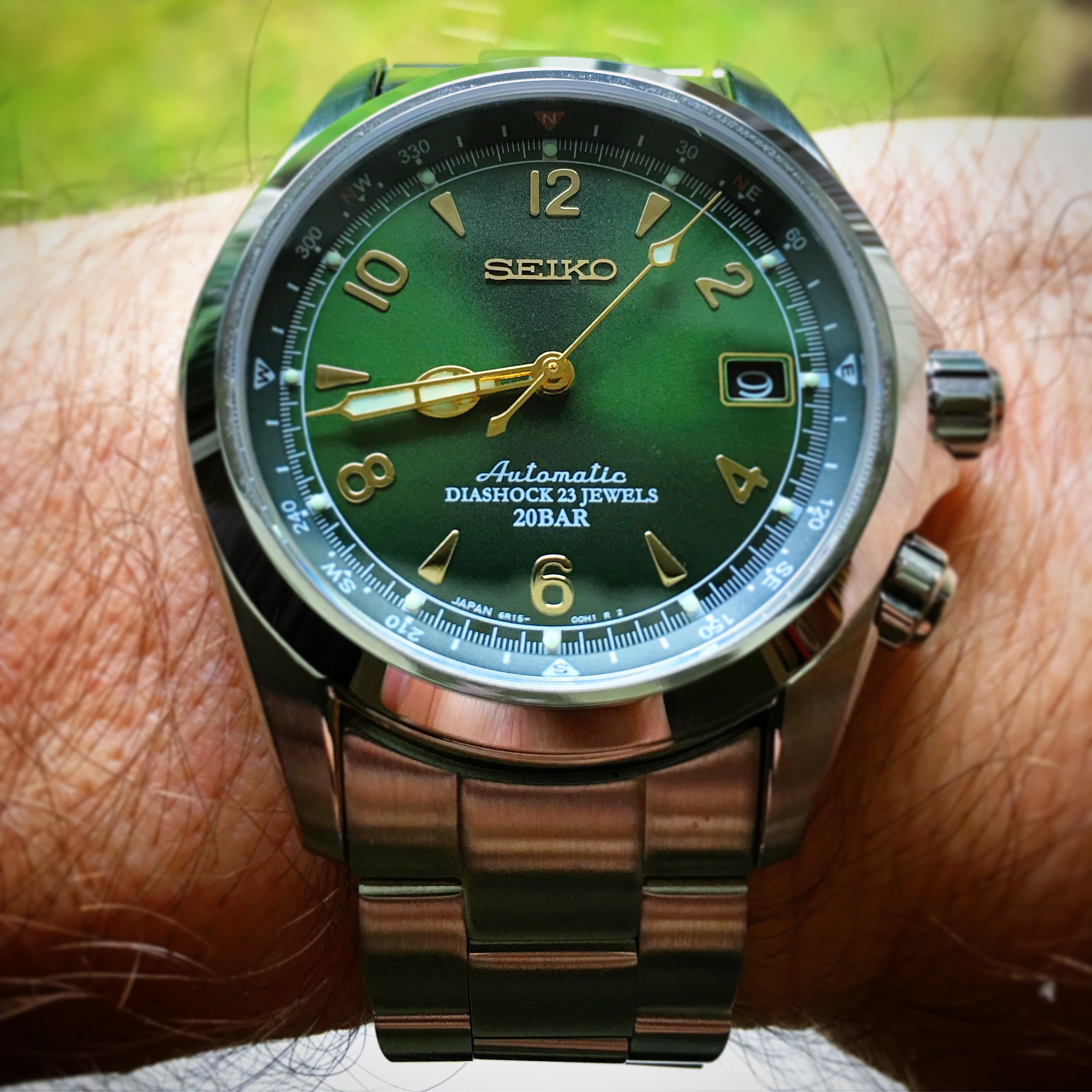 [Seiko Alpinist] "The mountains are calling and I must go." r/Watches