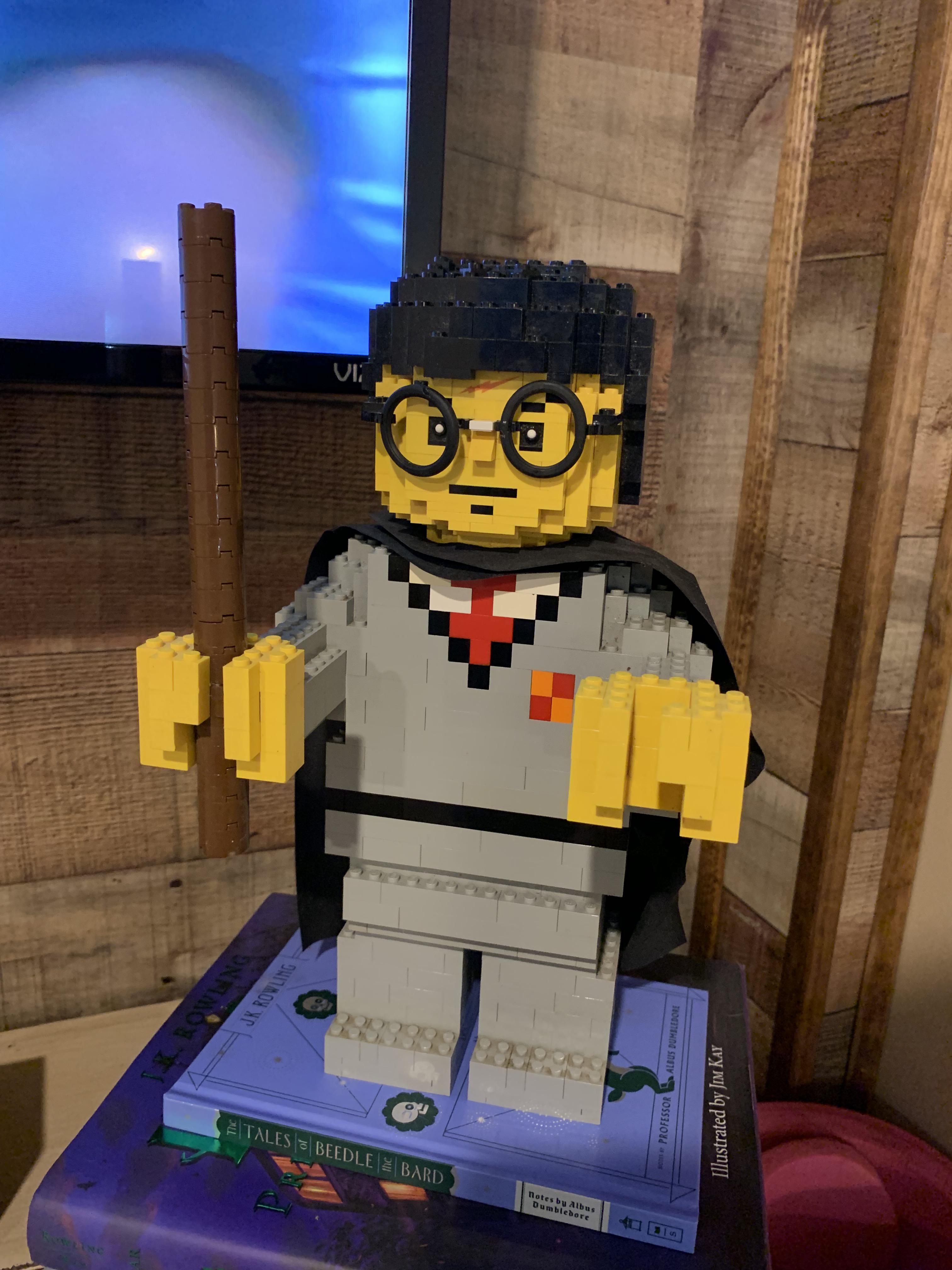Any info on this Harry Potter LEGO statue, from giveaway contest in the