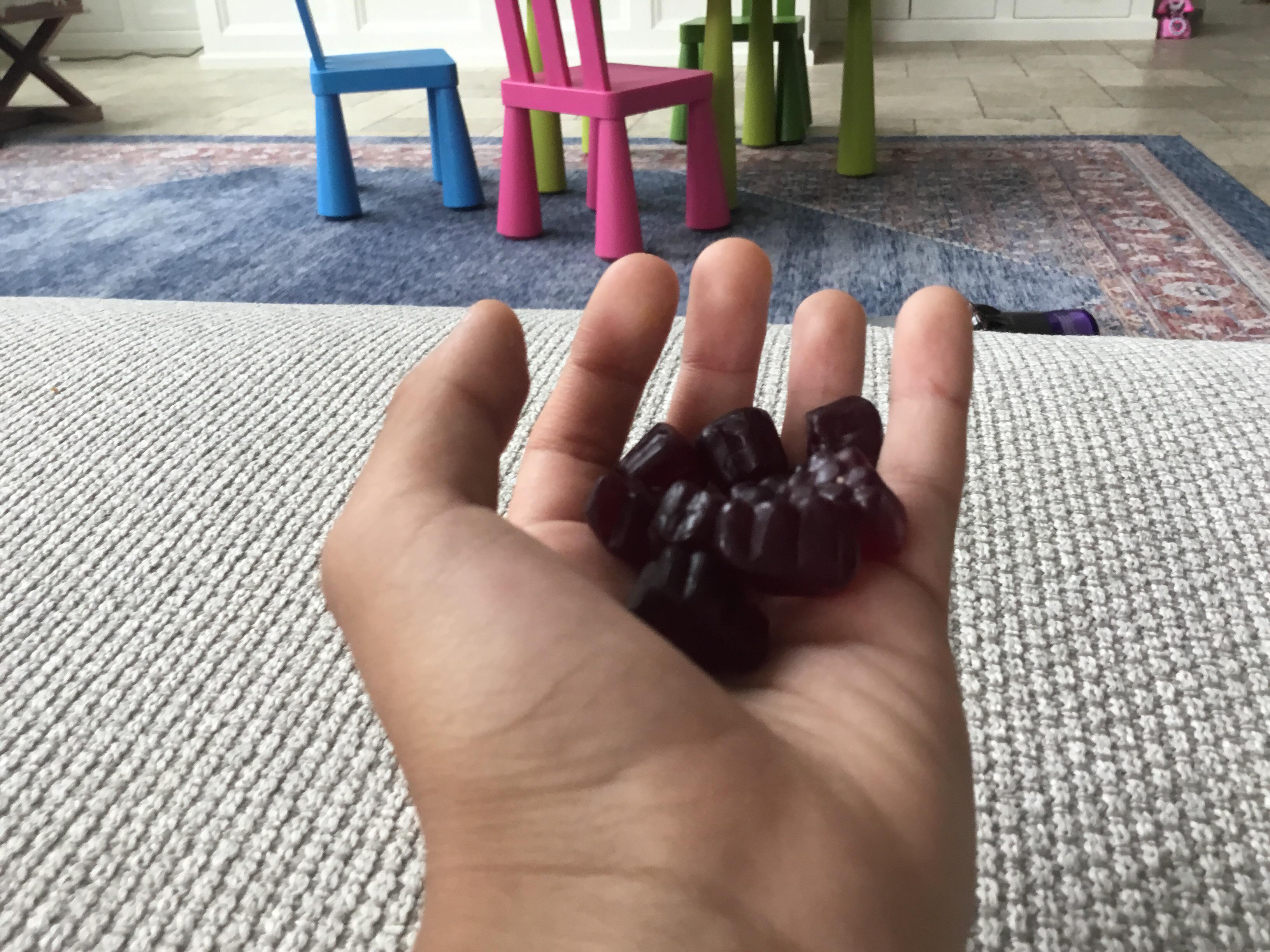 Only got grape fruit snacks r/grapes