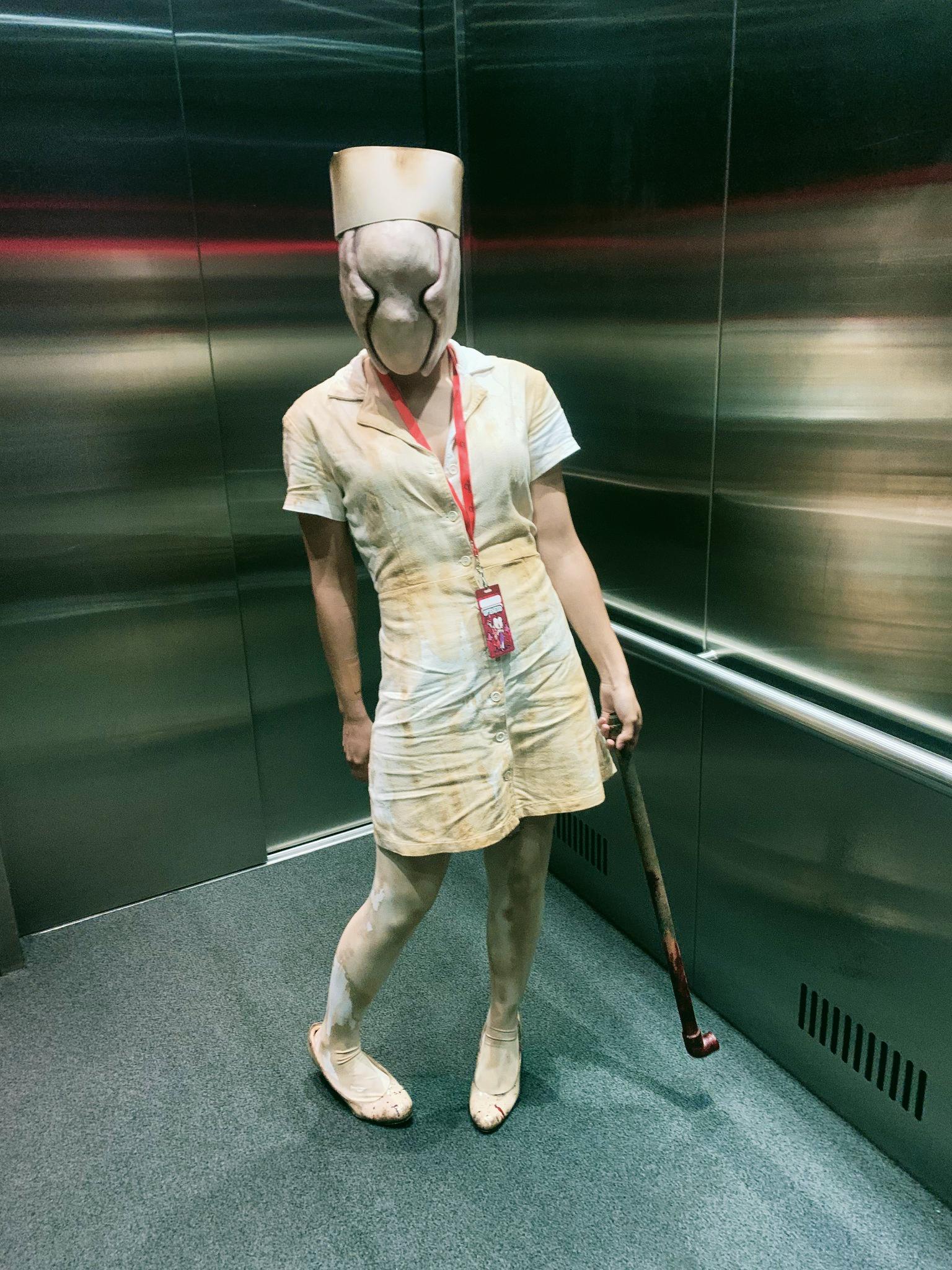 My new Silent Hill nurse cosplay! Wore it to omgcon 🫀 r/silenthill