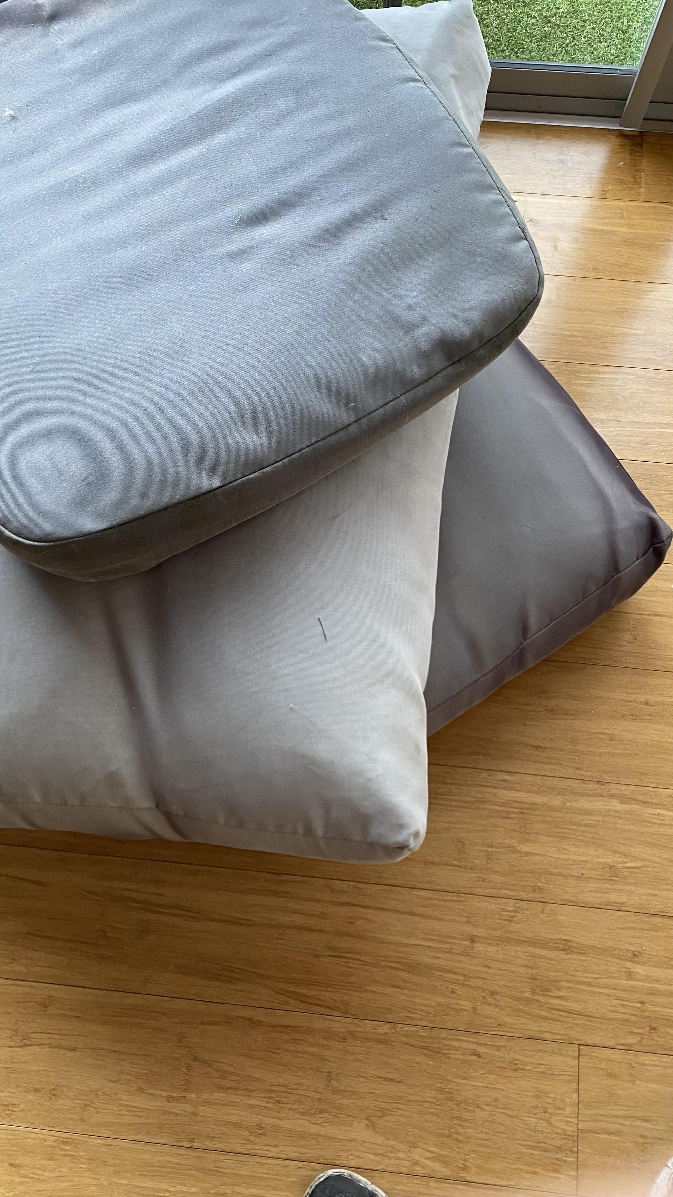 Can I take faded black outdoor cushions and bleach them to a crisp