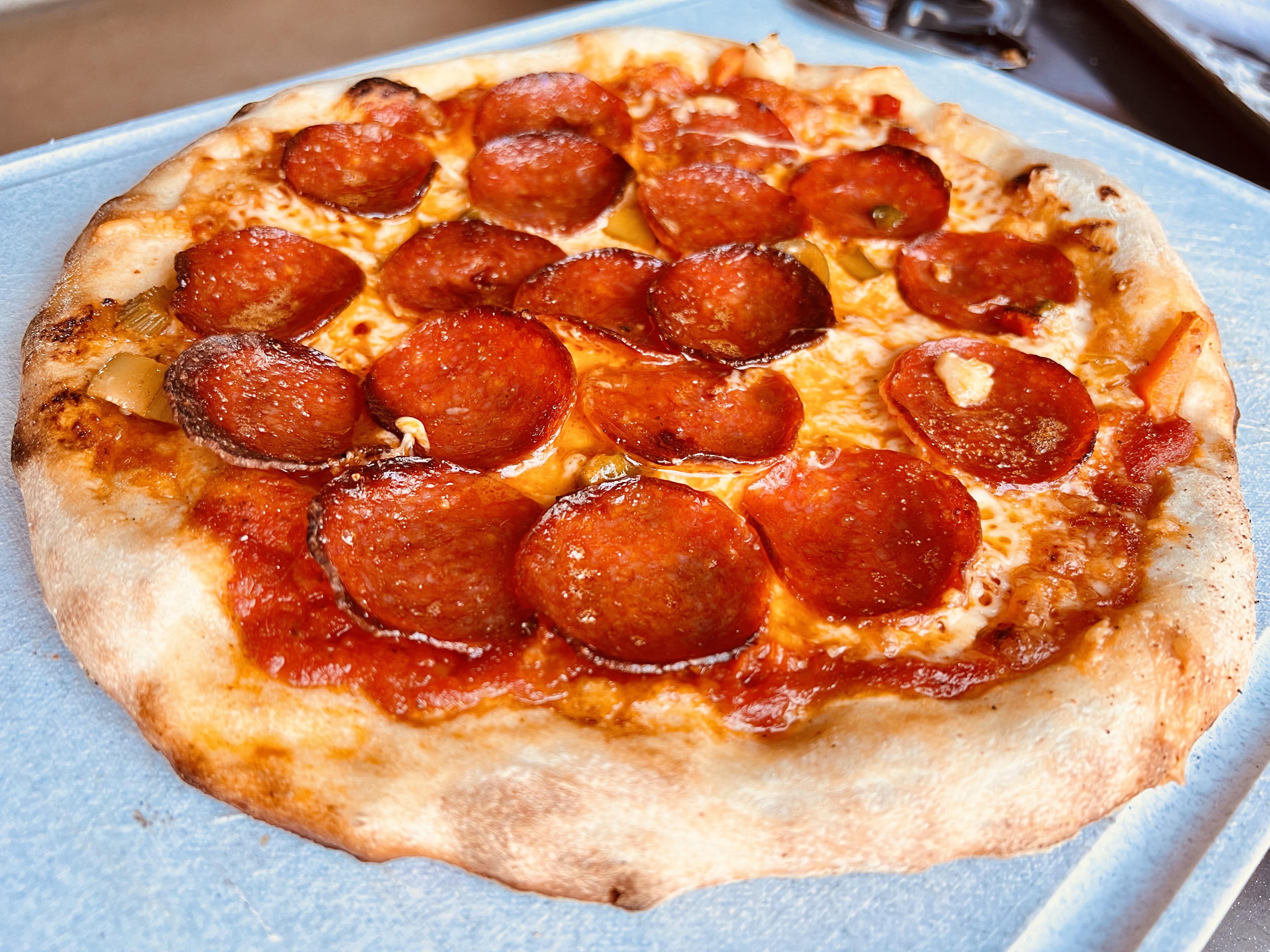 [homemade] Pepperoni Pizza r/food