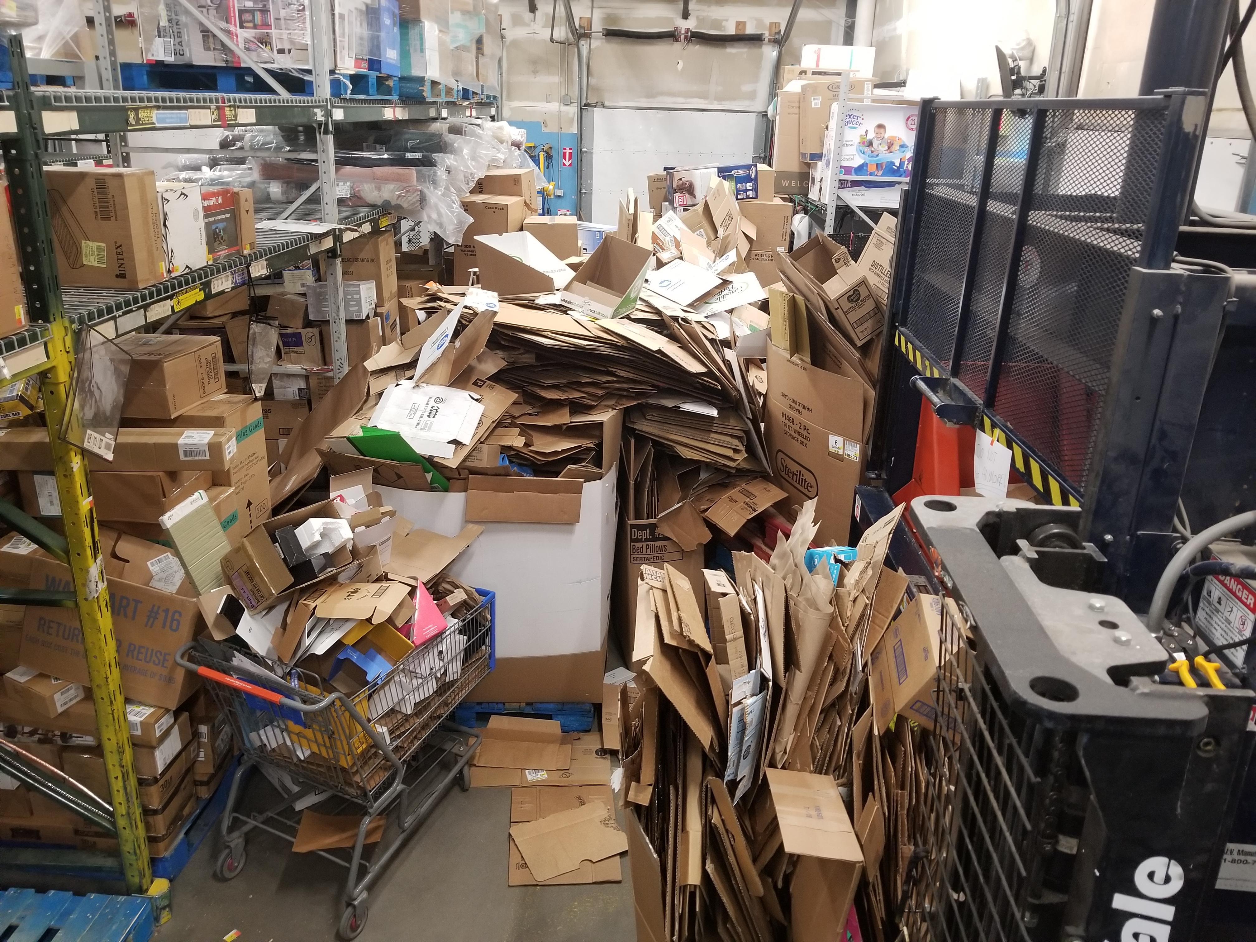 Two Walmart Employees working at the same store are complaining about