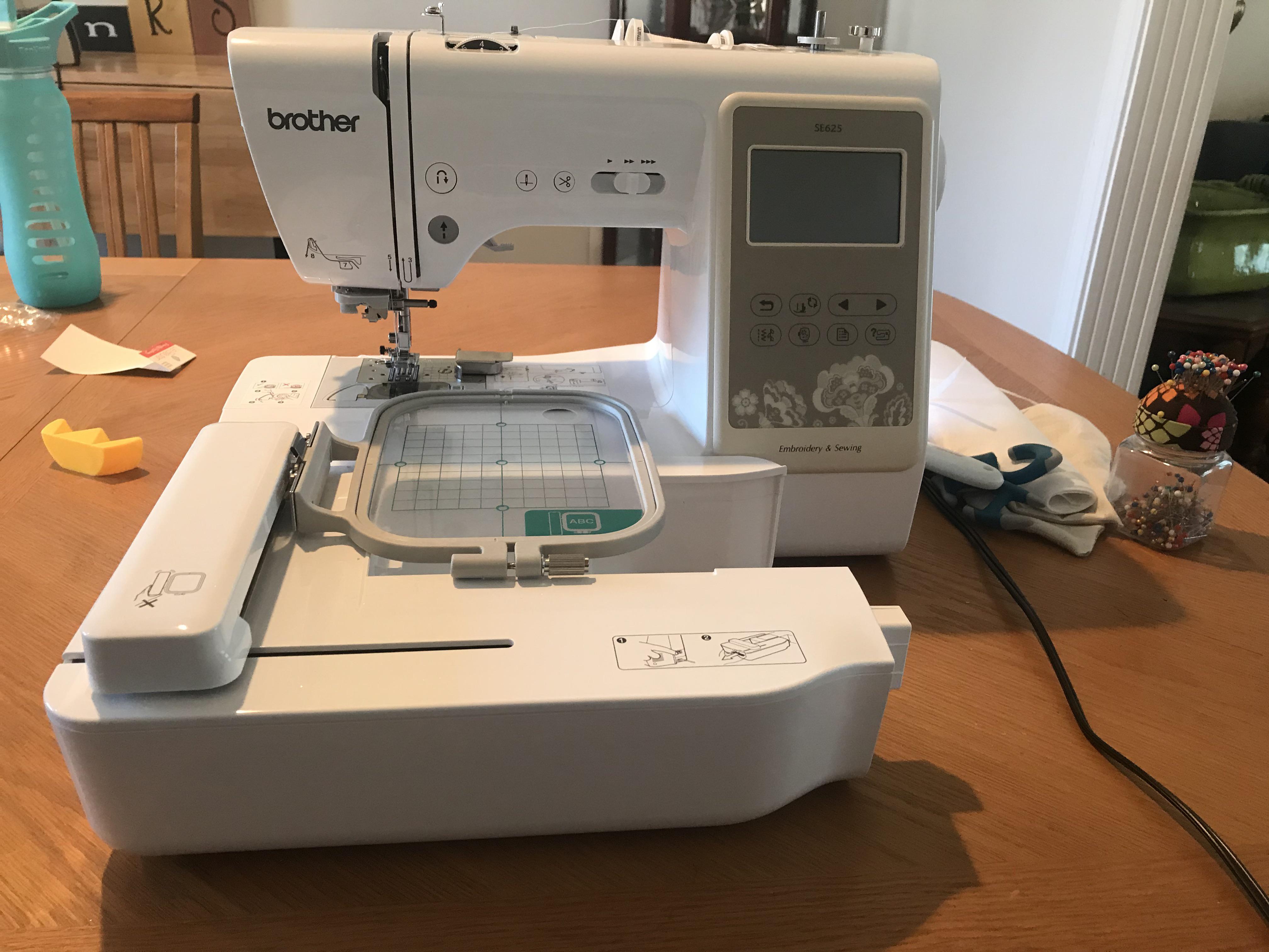 Mah new toy. Brother SE625. I’m just kinda playing around with it now