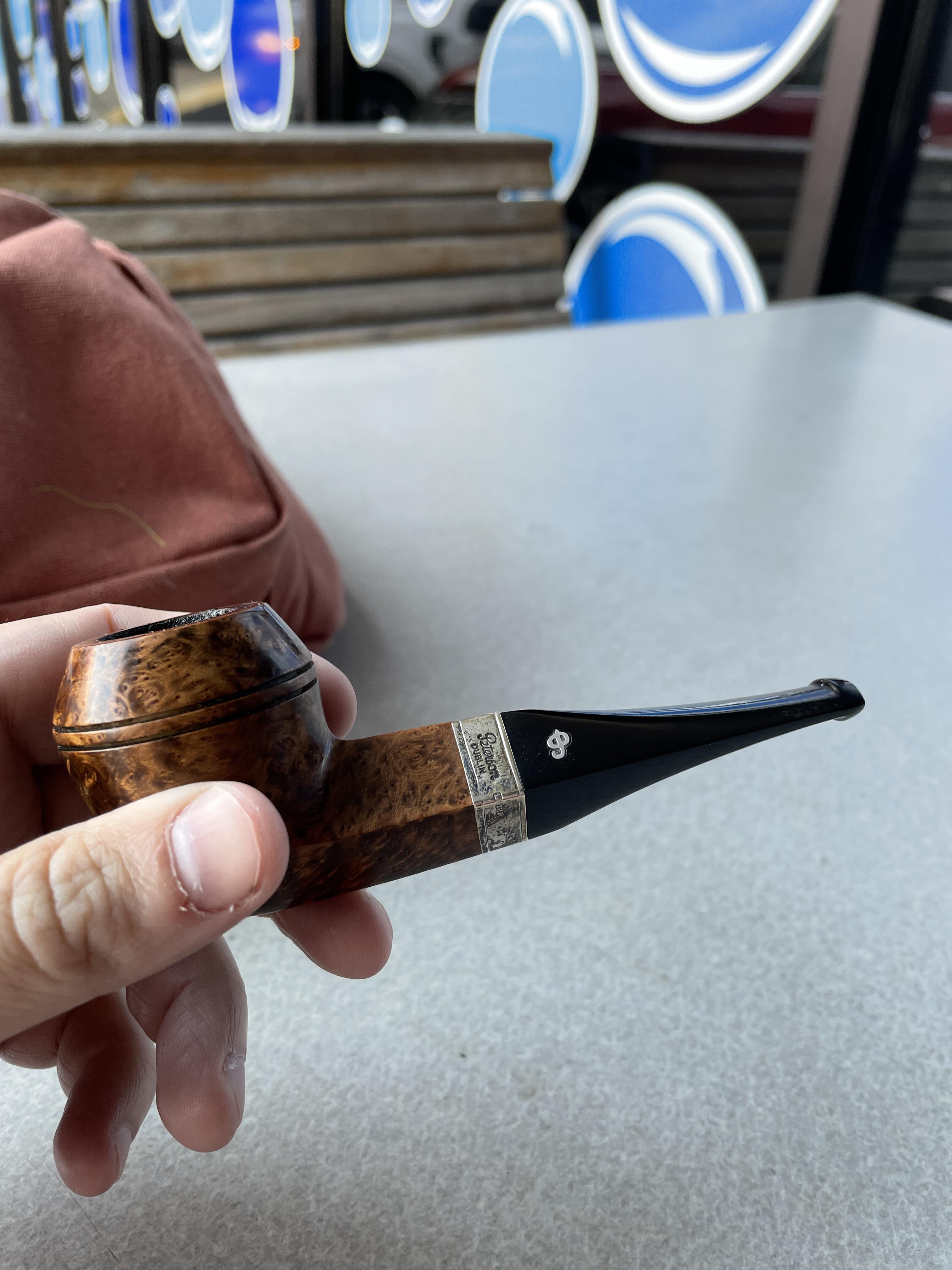Laundry day is better with a little EMP in the Peterson. r/PipeTobacco