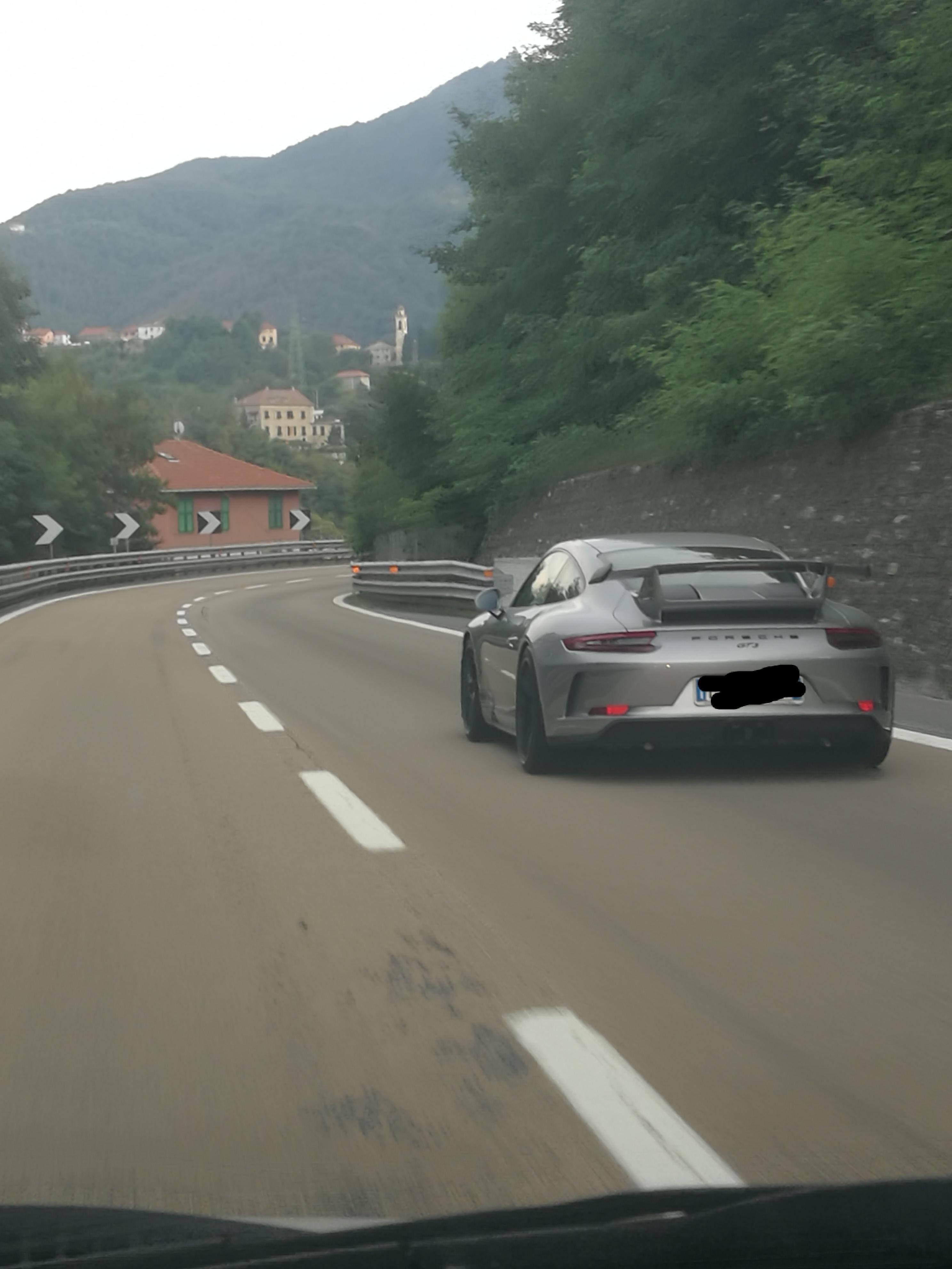 Spotted my dream car today near Genoa, Italy. No words. r/Porsche