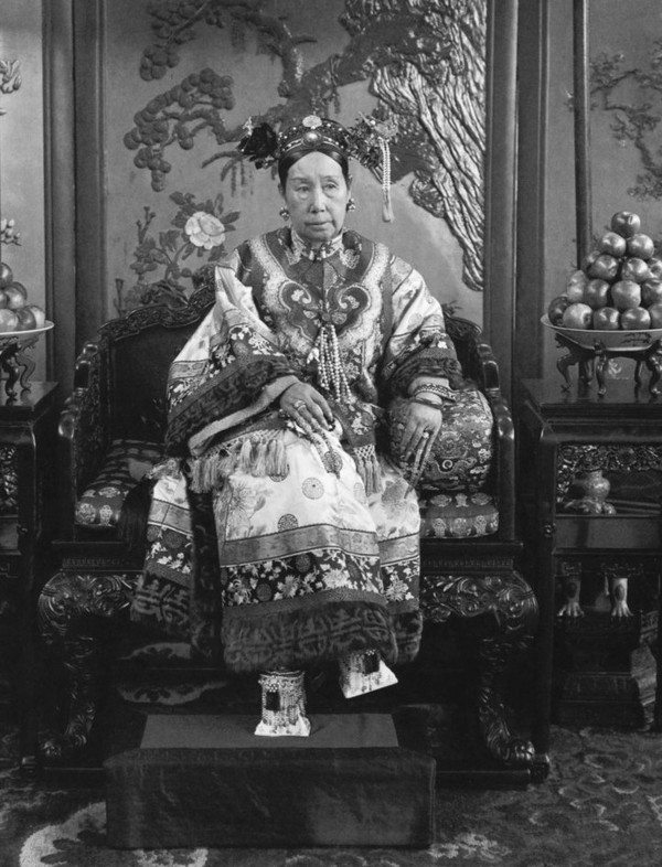 Empress Dowager Cixi China's last Empress. ca.1900. (600 x 786). r