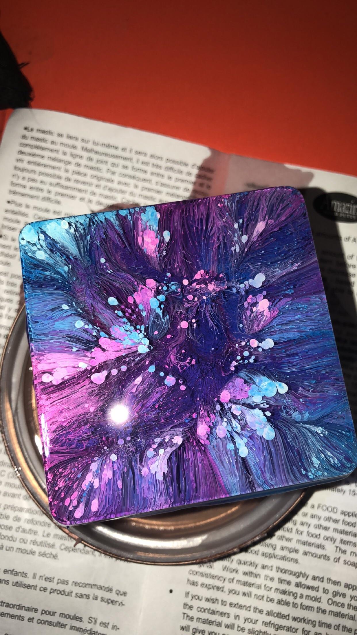 Epoxy resin and alcohol inks.😍 r/ResinCasting