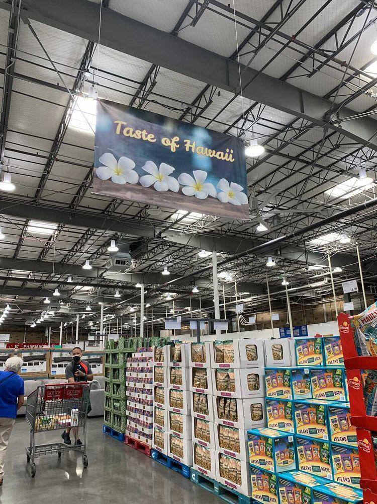 Costco has a new and temporary Hawaii section with island items r/Costco