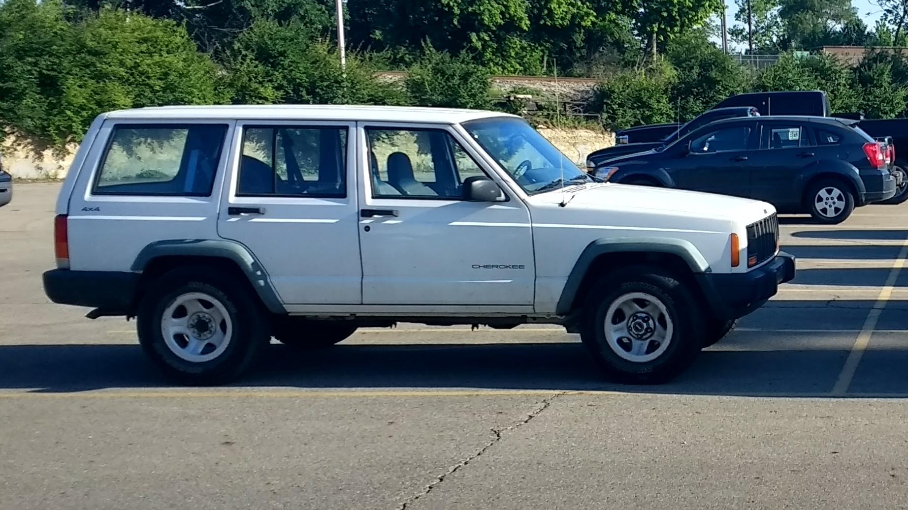 98 Cherokee stolen in Columbus, OH CherokeeXJ
