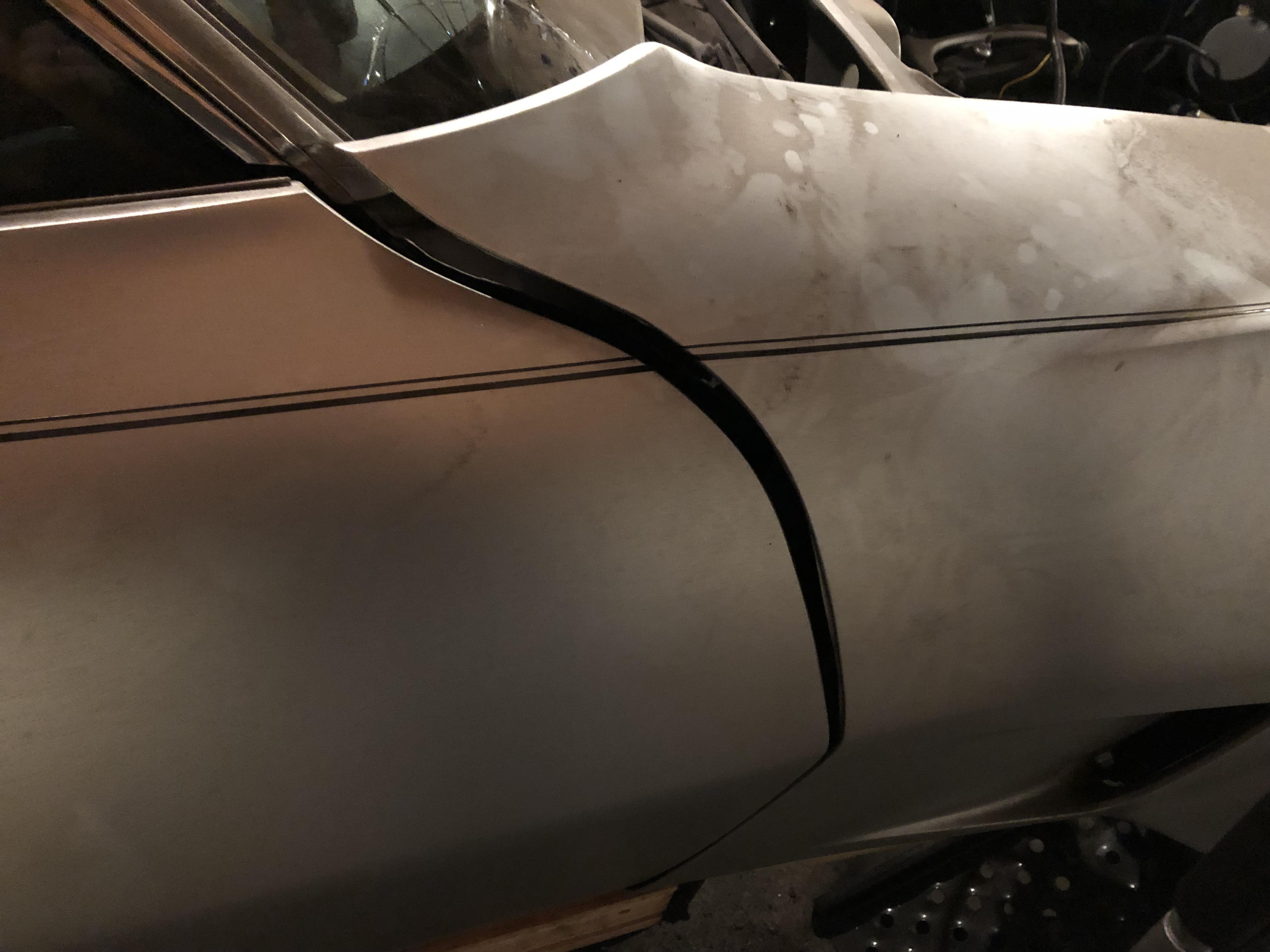 Help with fender gap. Anyone know how to fix? r/Corvette