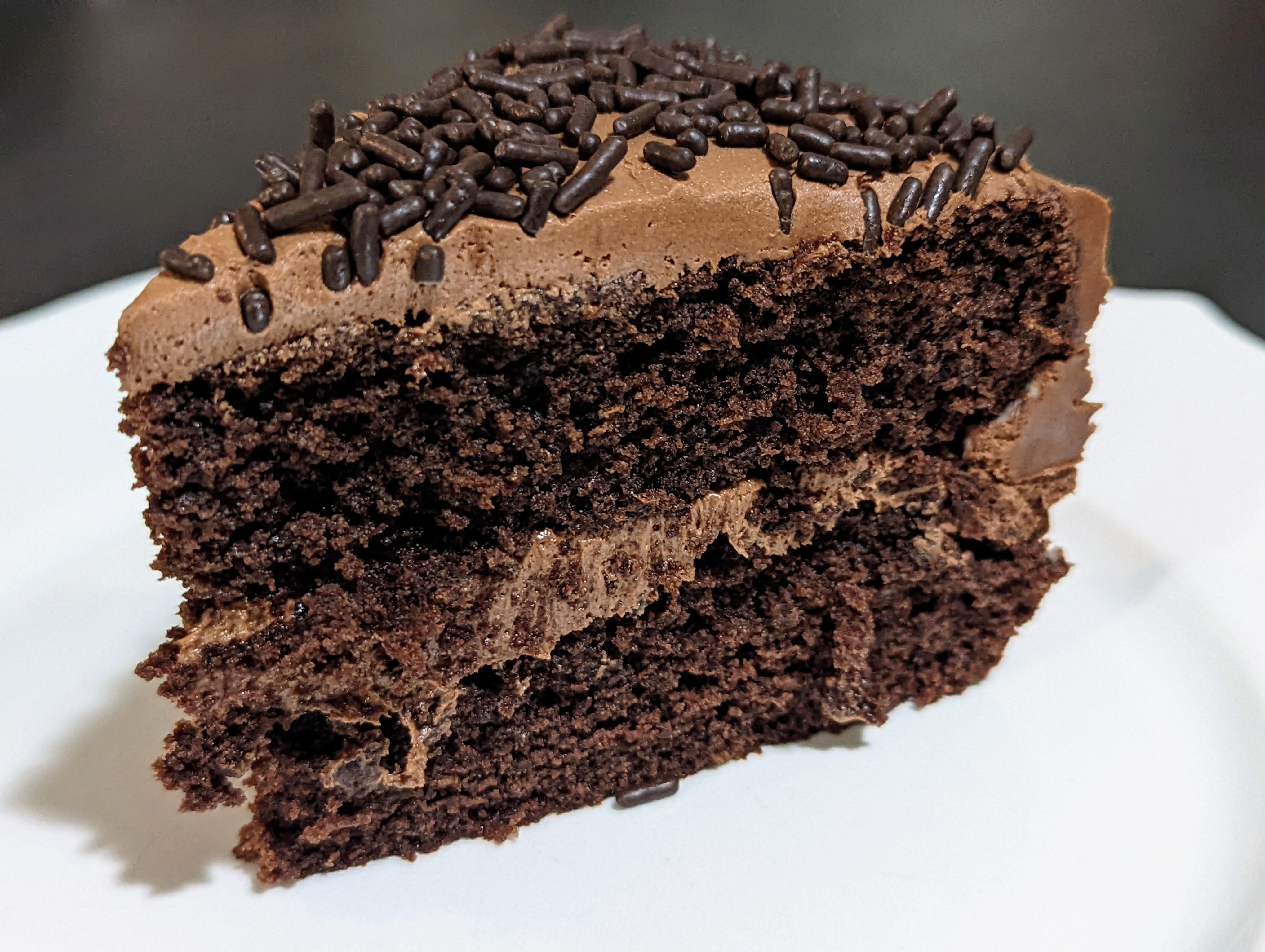 GF Chocolate Cake (King Arthur Recipe) r/glutenfreebaking