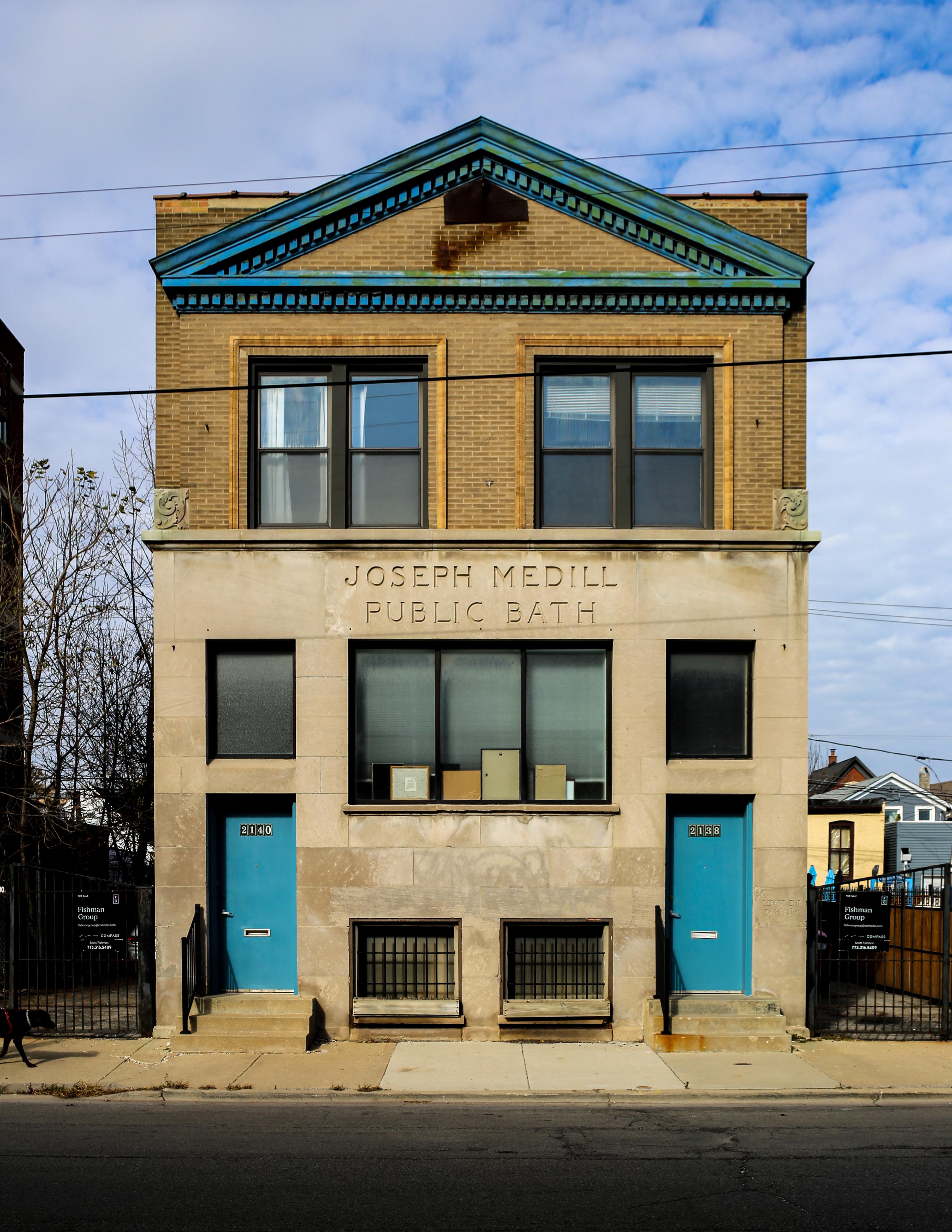 Between 1893 and 1918, the Chicago Department of Health built 21 public