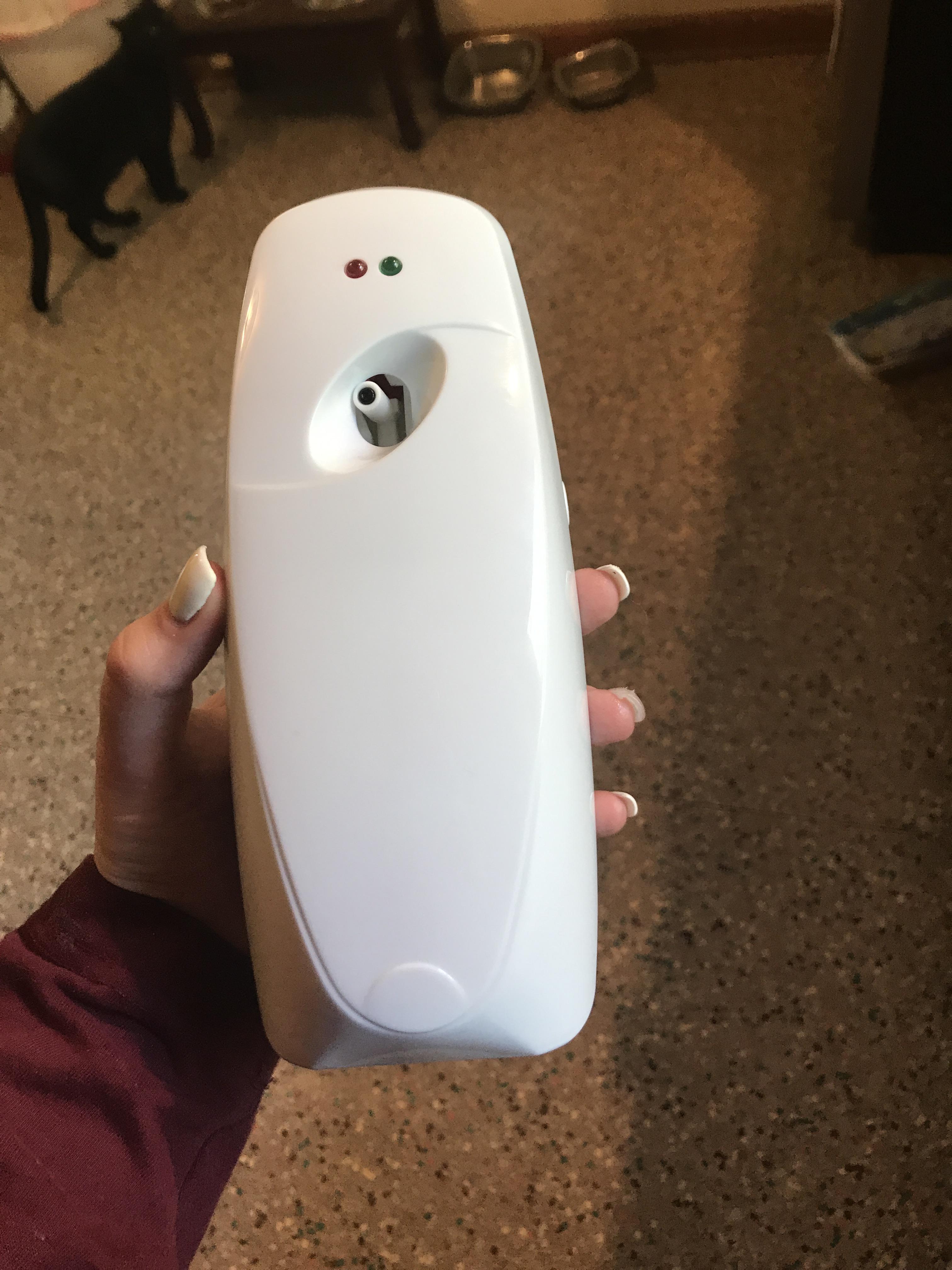 is this an air freshener or a camera? r/whatisthisthing