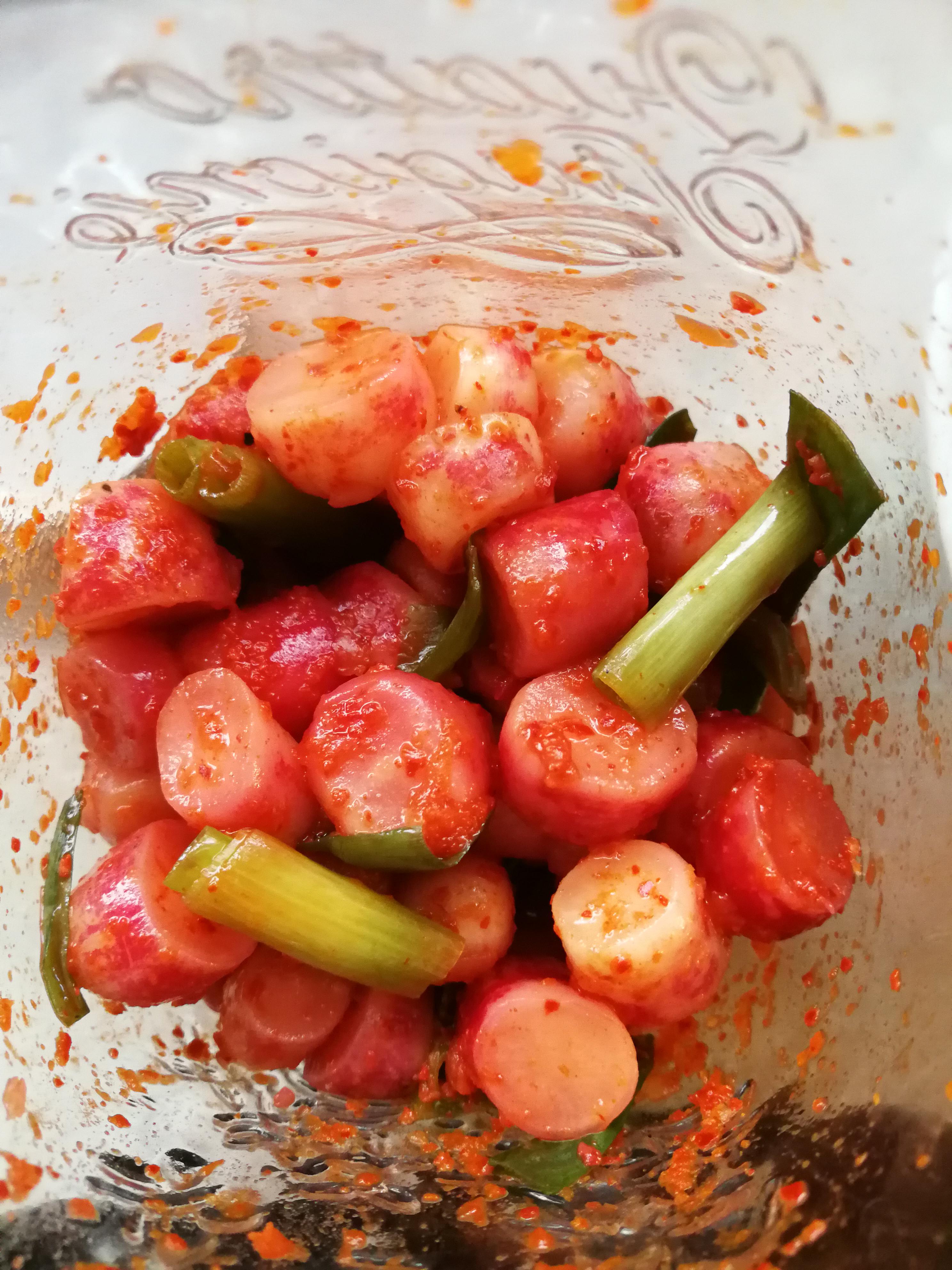 Radish kimchi. Made with French breakfast radishes. r/KoreanFood