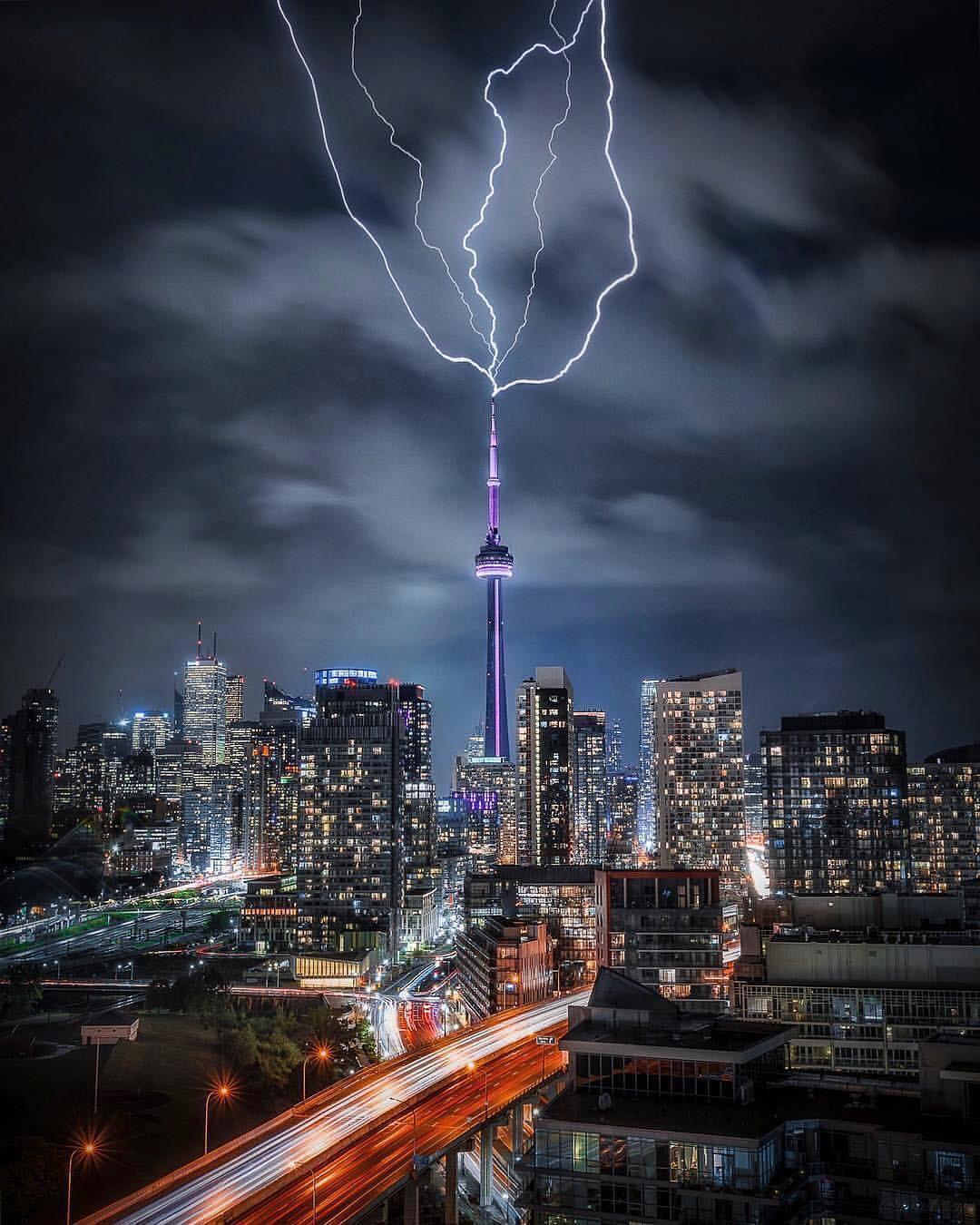 Throwback to a severe thunderstorm in Toronto last summer. This is a