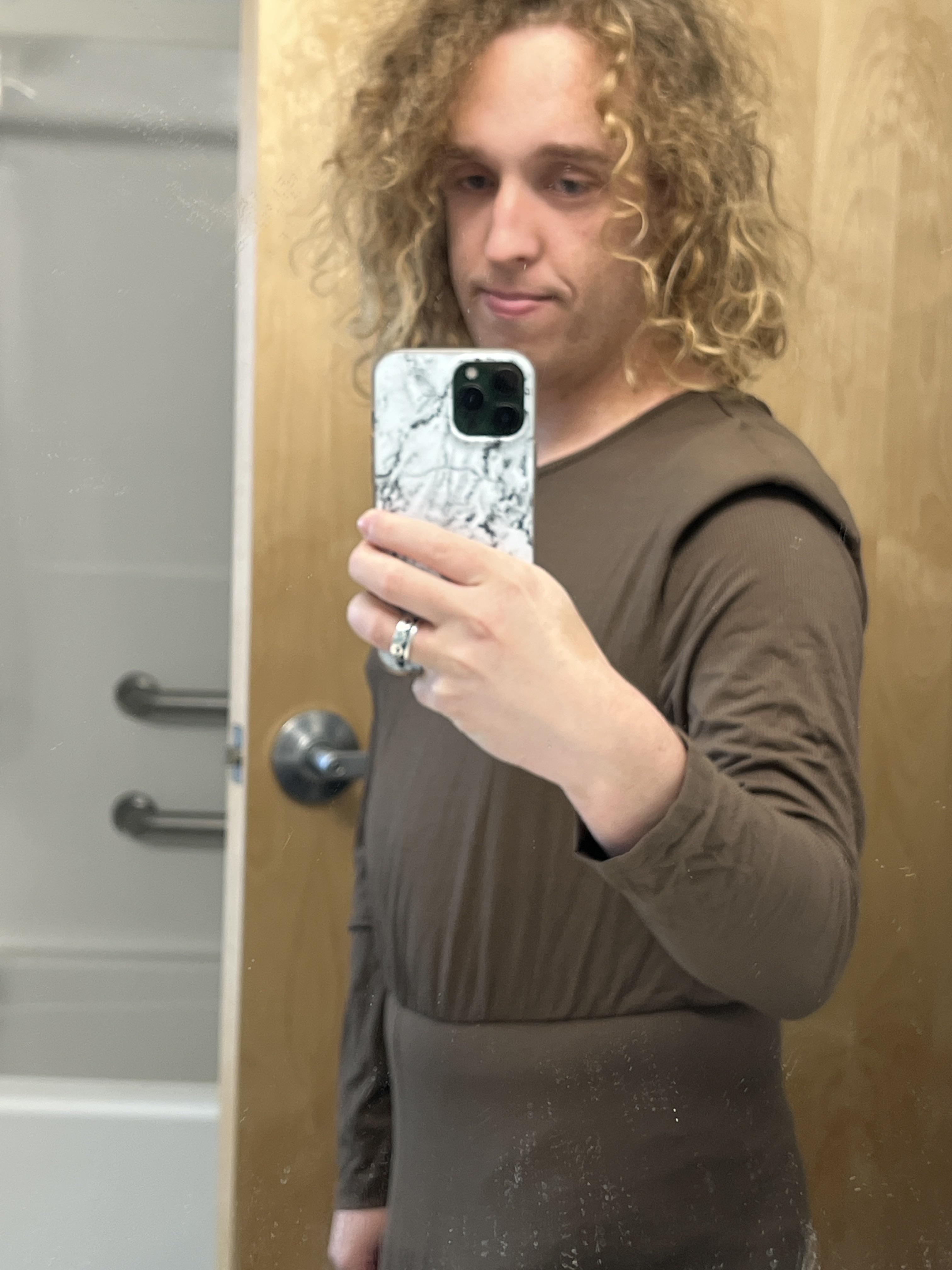 One piece sleep wear : crossdressing