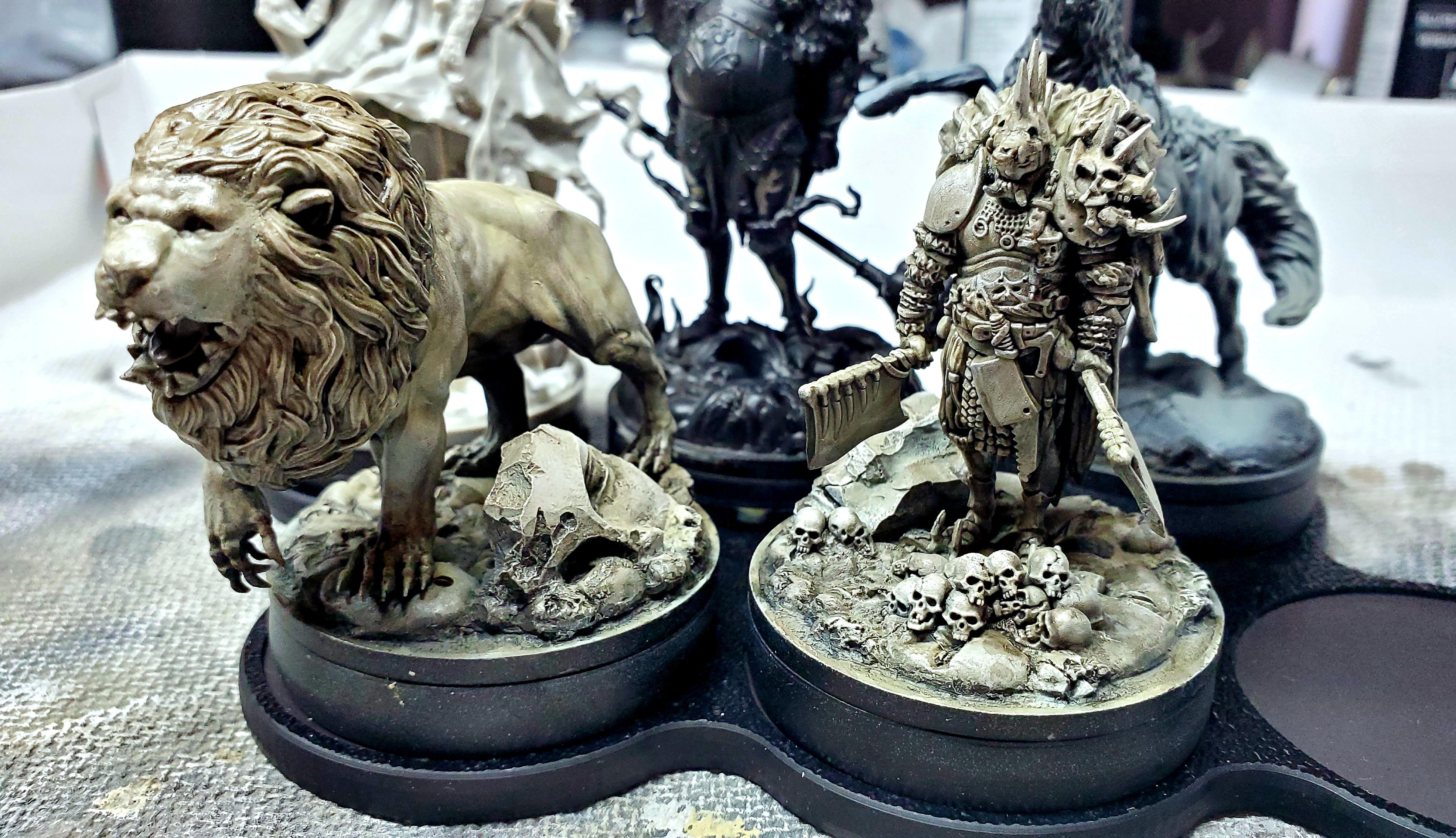 First time painting miniatures and using an airbrush. Turned out better