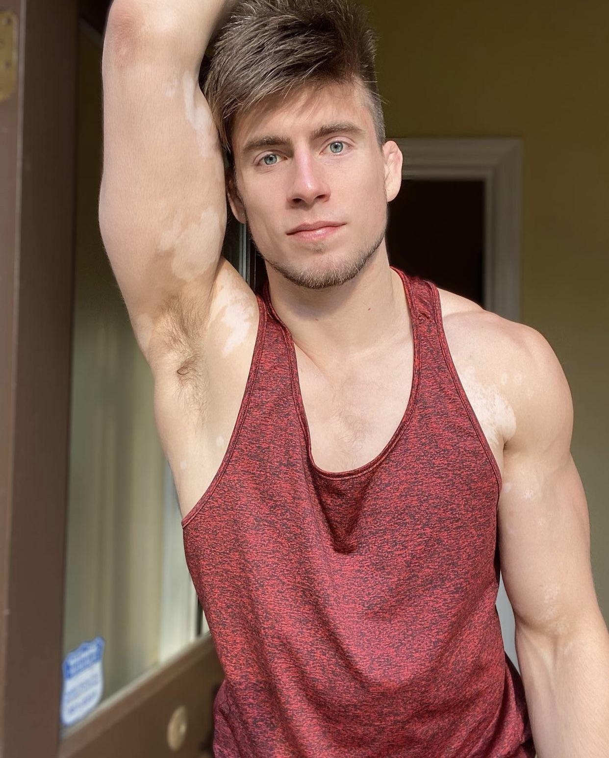 35 best u/scottyrichardsatl images on Pholder | Gay Rate Me