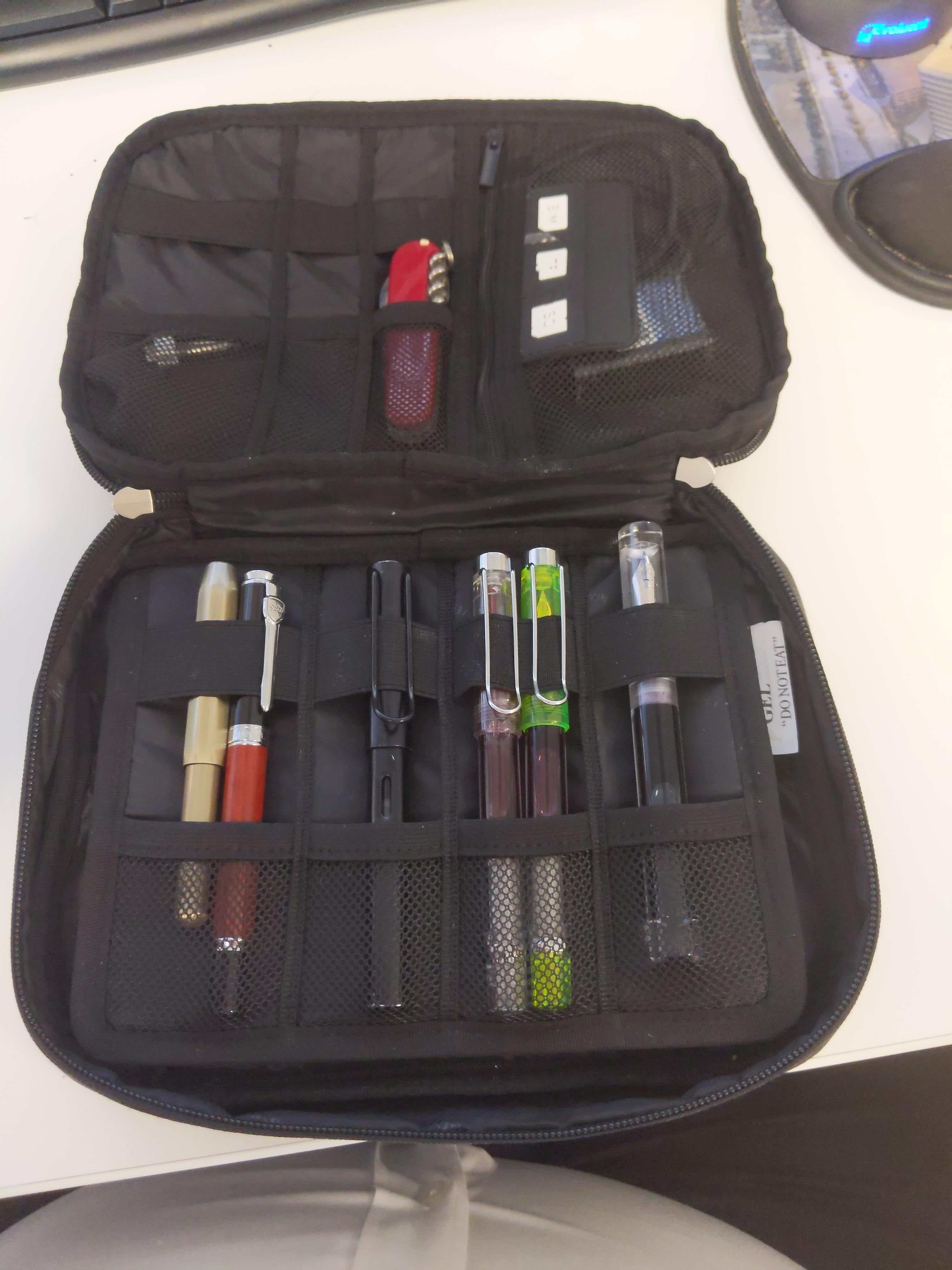 Pen stores in Atlanta??? These guys are too lonely r/fountainpens