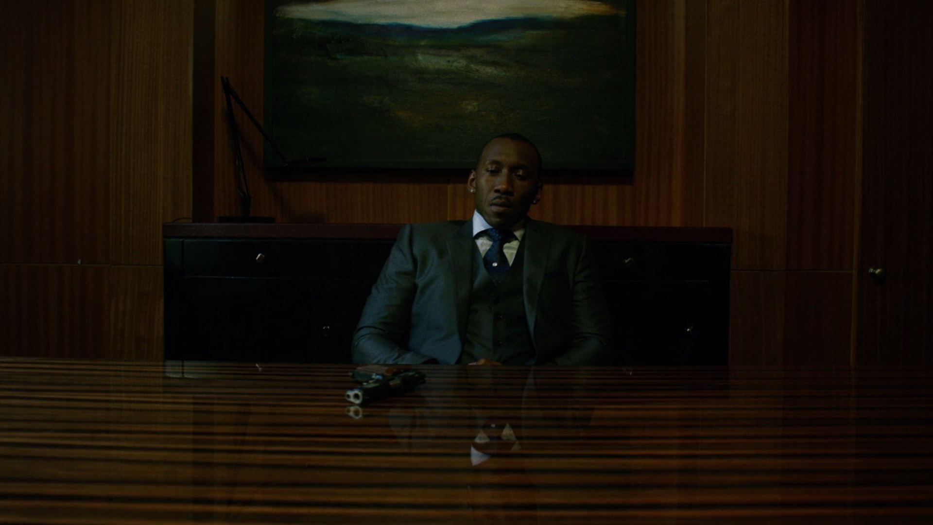 Strange Request Can anyone identify the wood used in the table from